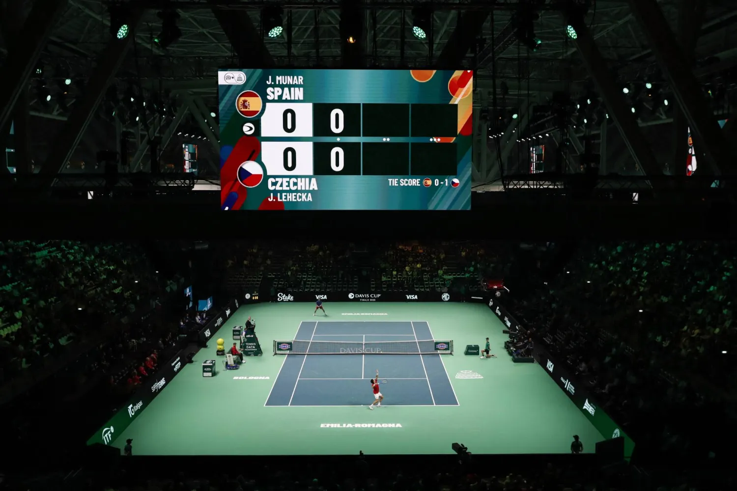 Tennis - Davis Cup - Final 8 - Spain v Czech Republic - SuperTennis Arena, Bologna, Italy - November 20, 2025 General view inside the court during the match between Czech Republic's Jiri Lehecka and Spain's Jaume Munar REUTERS/Alessandro Garofalo