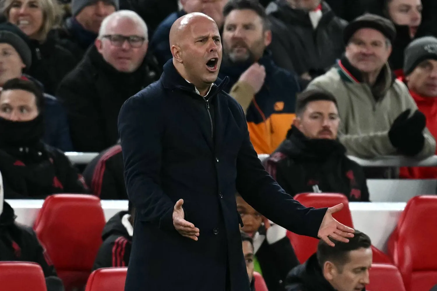 أرني سلوت مدرب ليفربول (أ.ف.ب)