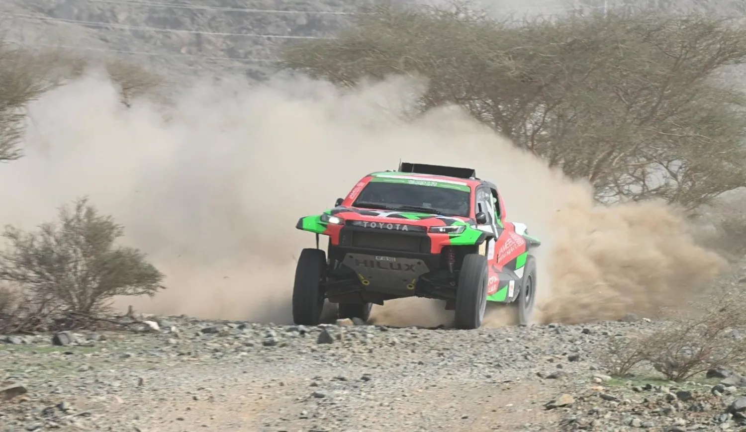 المتسابق السعودي يزيد الراجحي بات قريبا من حسم السباق (واس)