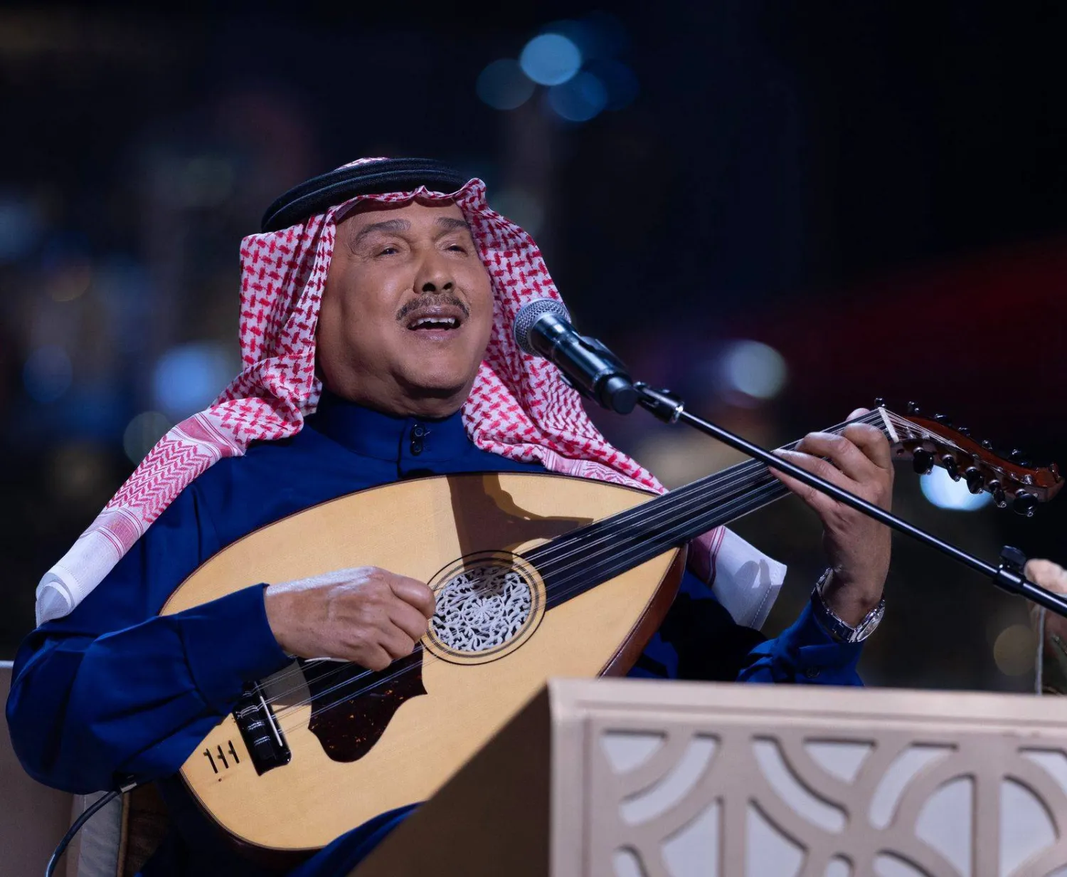 محمد عبده يقدّم اختيارات لم يسمعها الجمهور منذ سنوات (روتانا)