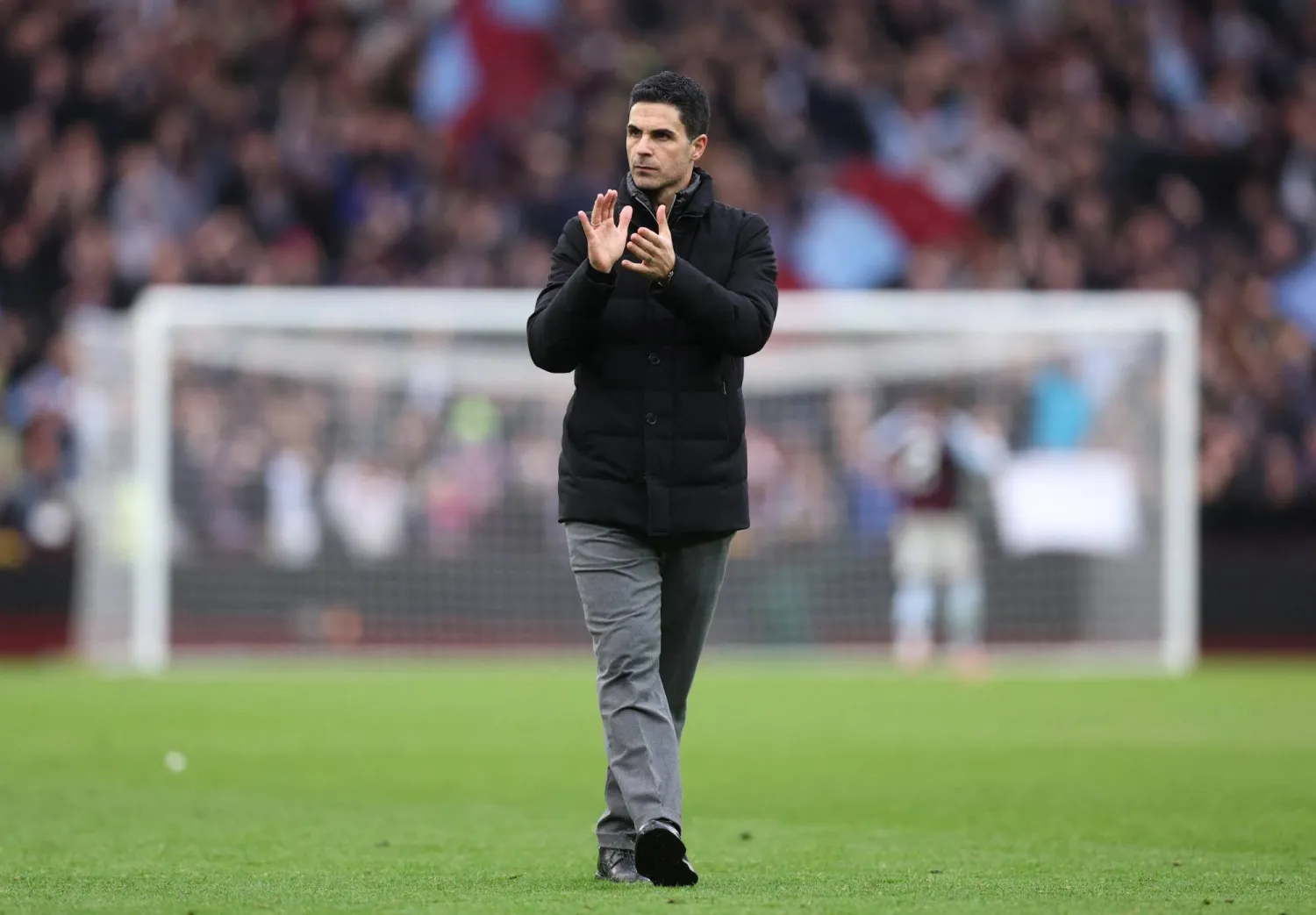 الإسباني ميكيل أرتيتا مدرب آرسنال (رويترز)