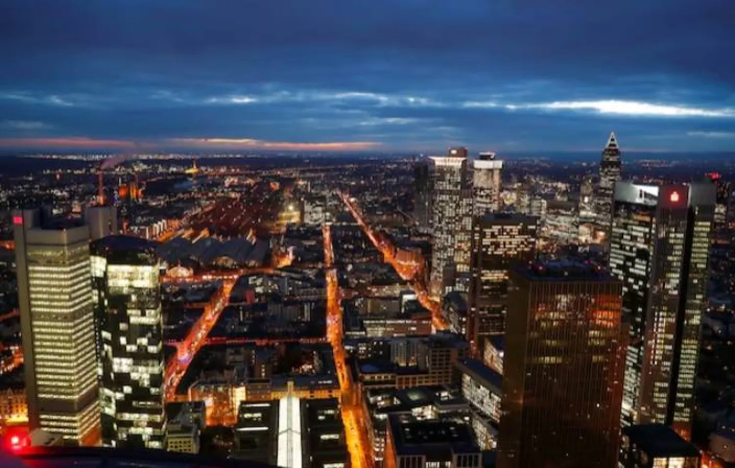 الحي المالي في فرنكفورت ألمانيا (رويترز)