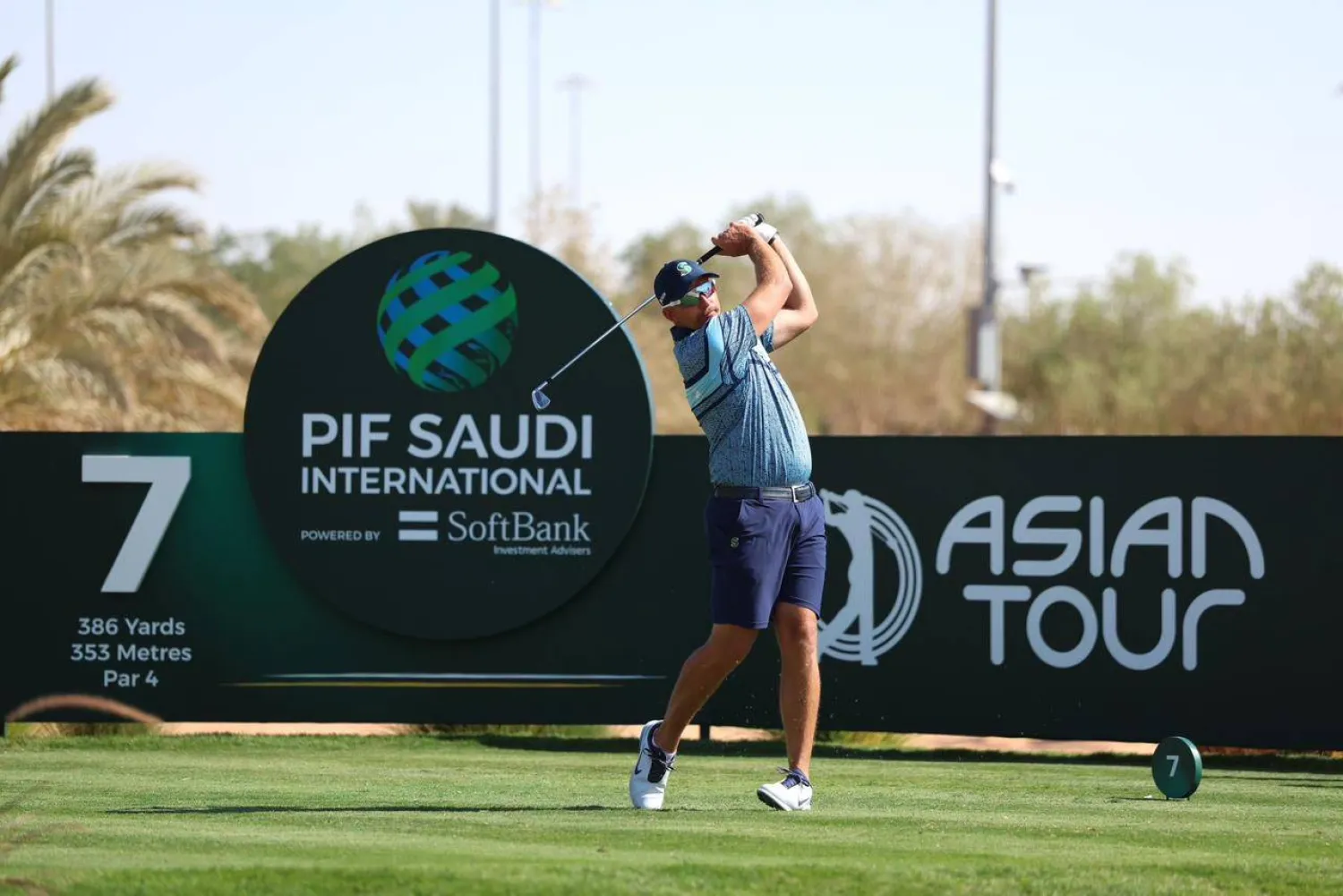 تتجه أنظار عشّاق الغولف هذا الأسبوع نحو الرياض (نادي الغولف)