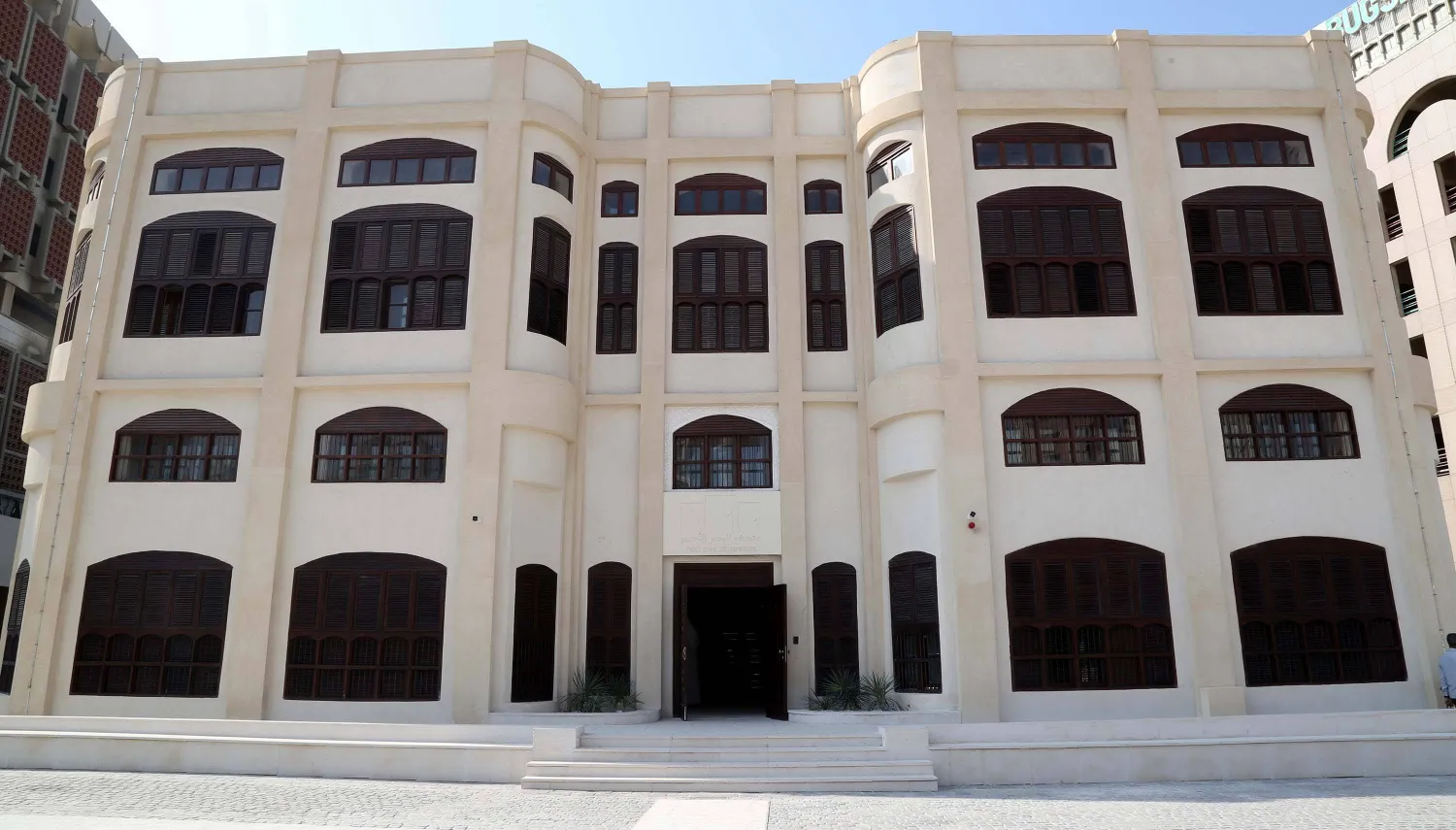 مبنى باب البنط التاريخي تحول إلى مقر لمتحف البحر الأحمر (تصوير: غازي مهدي) 