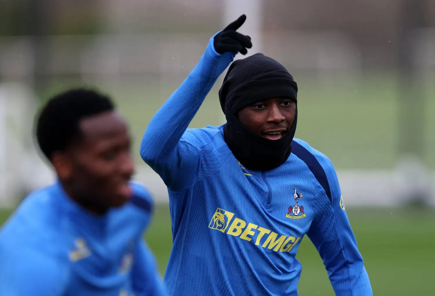 الفرنسي راندال كولو مواني في تدريبات توتنهام (رويترز)