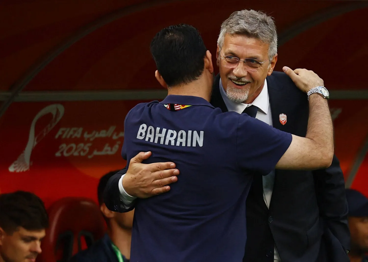 الكرواتي دراغان تالاييتش المدير الفني للمنتخب البحريني (رويترز)