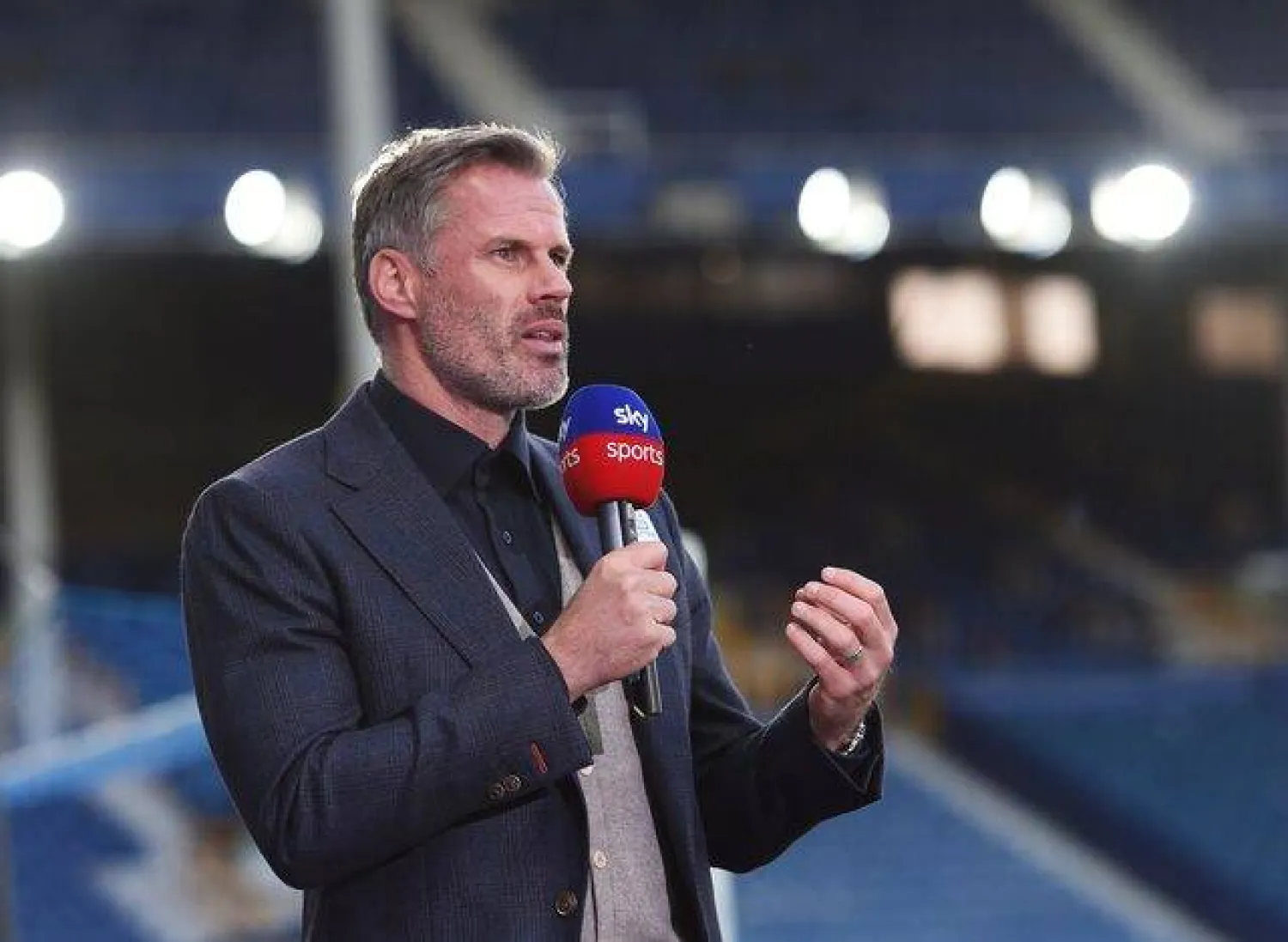 نجم وقائد ليفربول السابق جيمي كاراغر (رويترز)