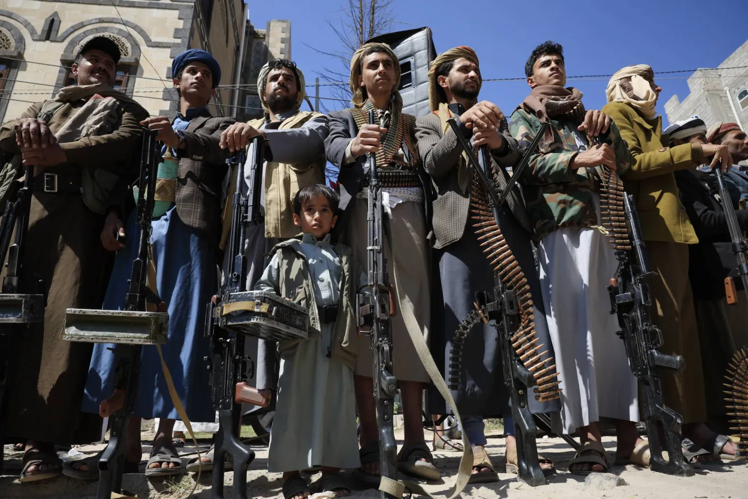 موارد المؤسسات اليمنية الخاضعة للحوثيين تستغلها الجماعة للتعبئة والحشد (أرشيفية - إ.ب.أ)