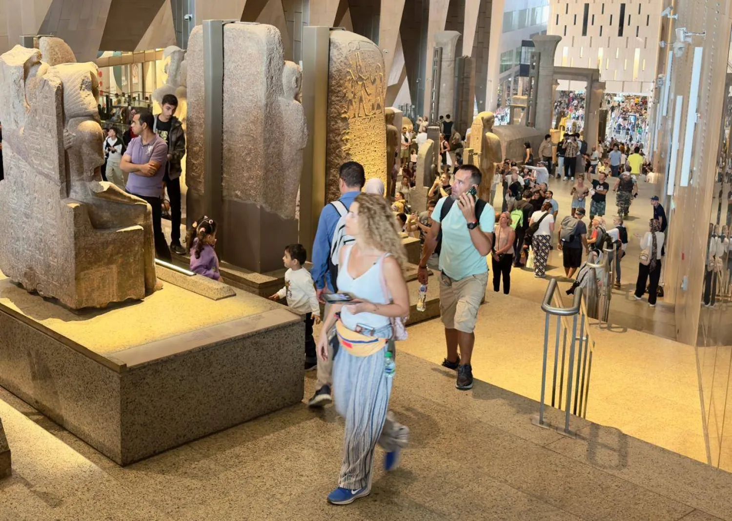 المتحف المصري الكبير شهد زخماً من الزائرين (تصوير: عبد الفتاح فرج)