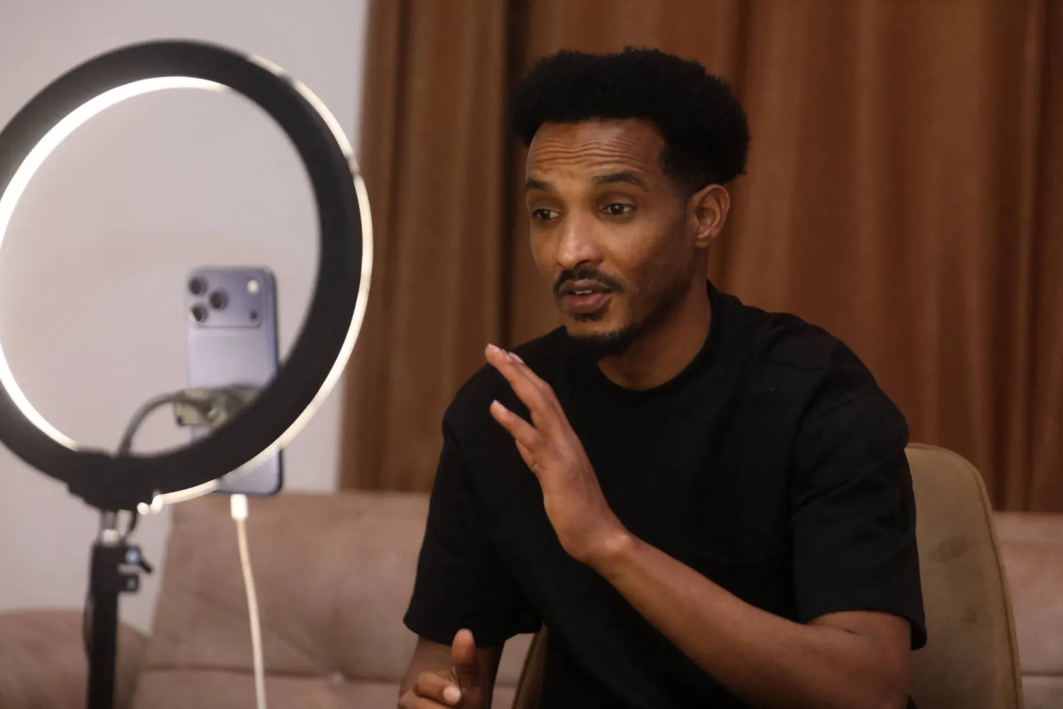 الصومالي مهاد محمود (أ.ف.ب)