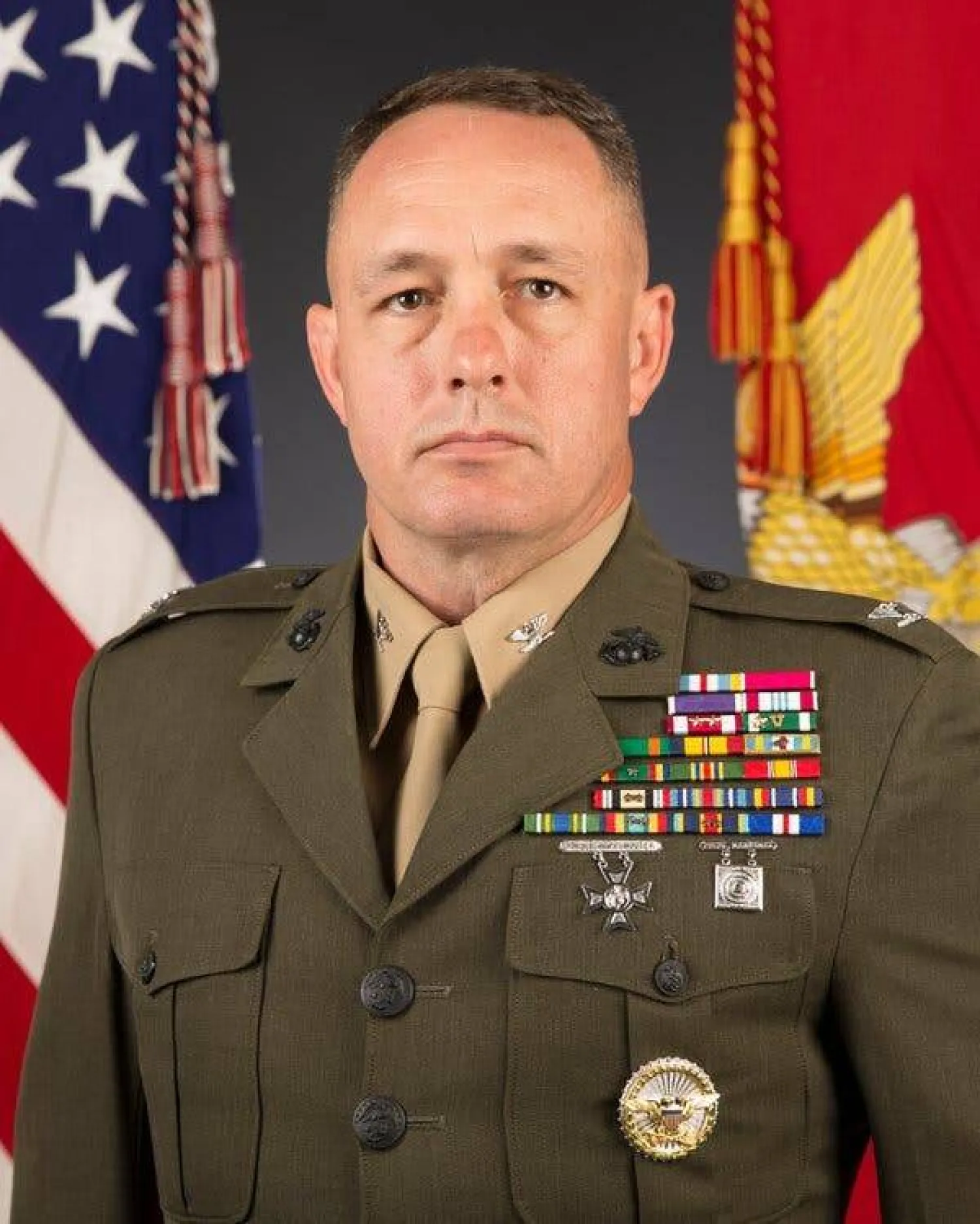 العقيد جوناثان فون انضم إلى سلاح مشاة البحرية قبل أحداث 11 سبتمبر (نيويورك تايمز)