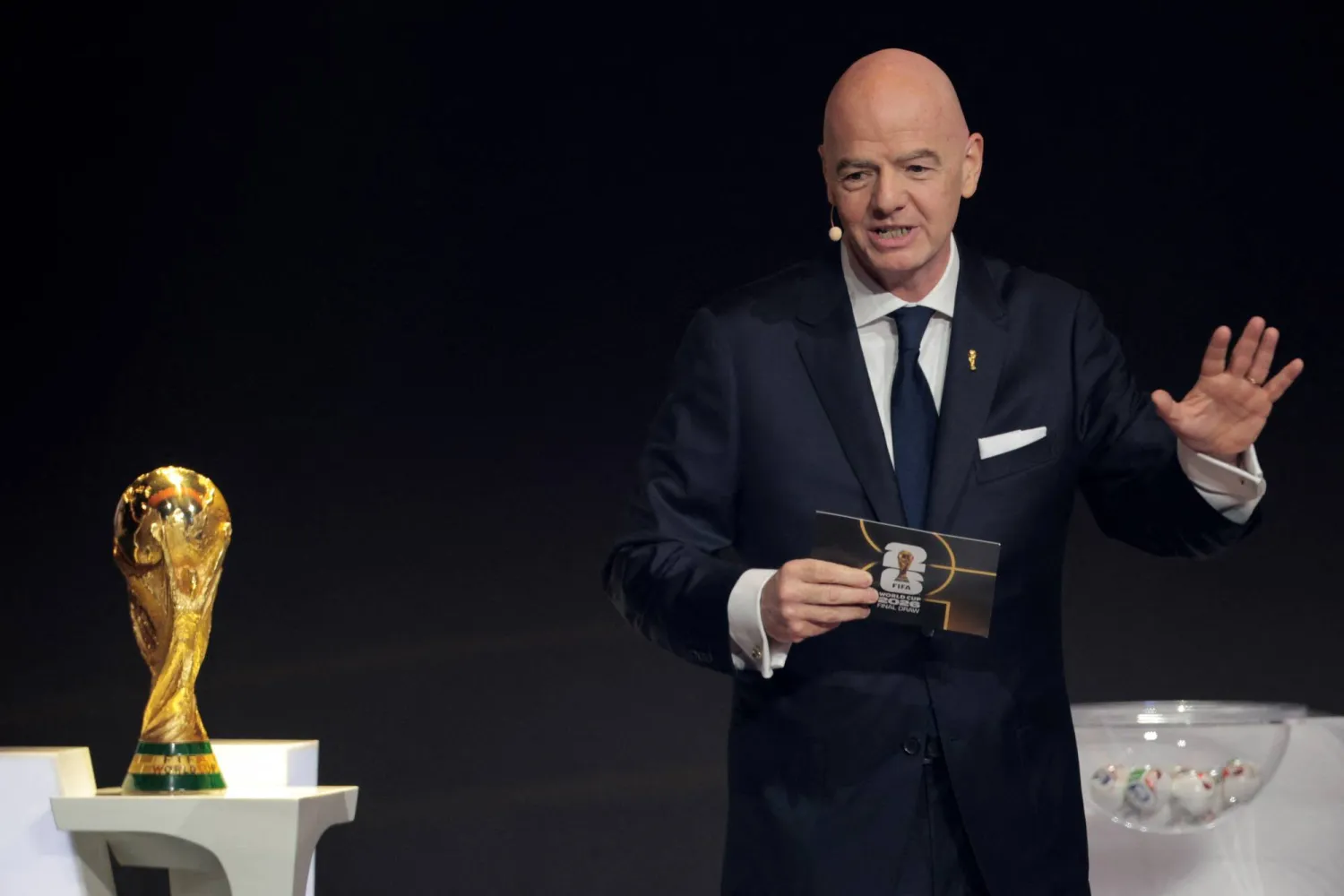 إنفانتينو مُطالب بوقفة جادة مع أسعار تذاكر «كأس العالم 2026» (أ.ف.ب)