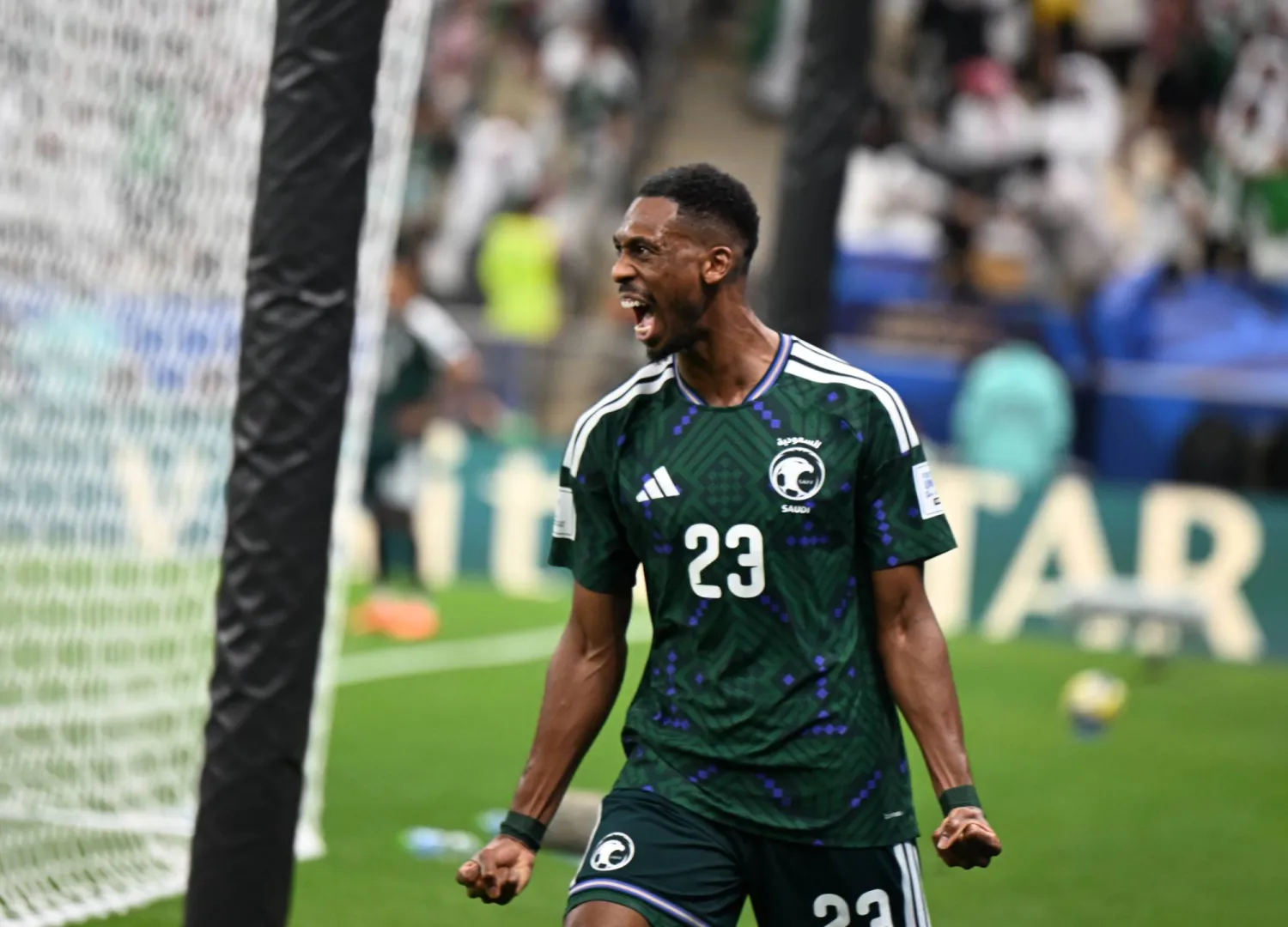 كنو محتفلاً بالهدف الثمين (تصوير: بشير صالح) 