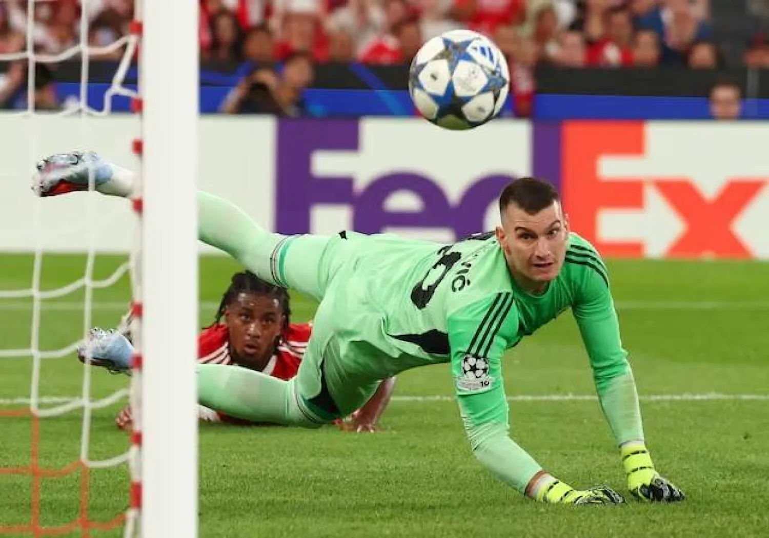 دومينيك ليفاكوفيتش حارس جيرونا (رويترز)