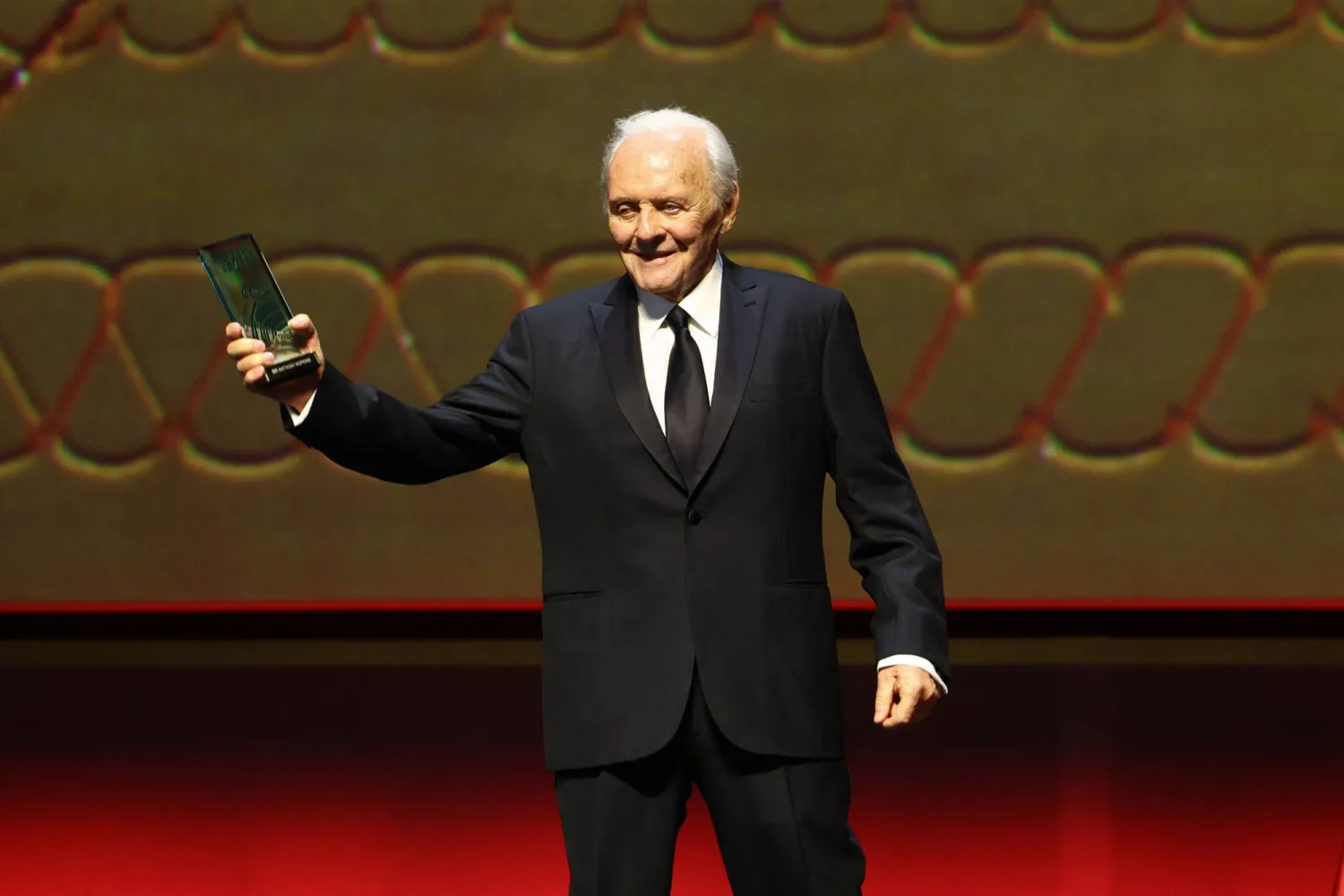 تكريم الأسطورة أنتوني هوبكنز (المهرجان)