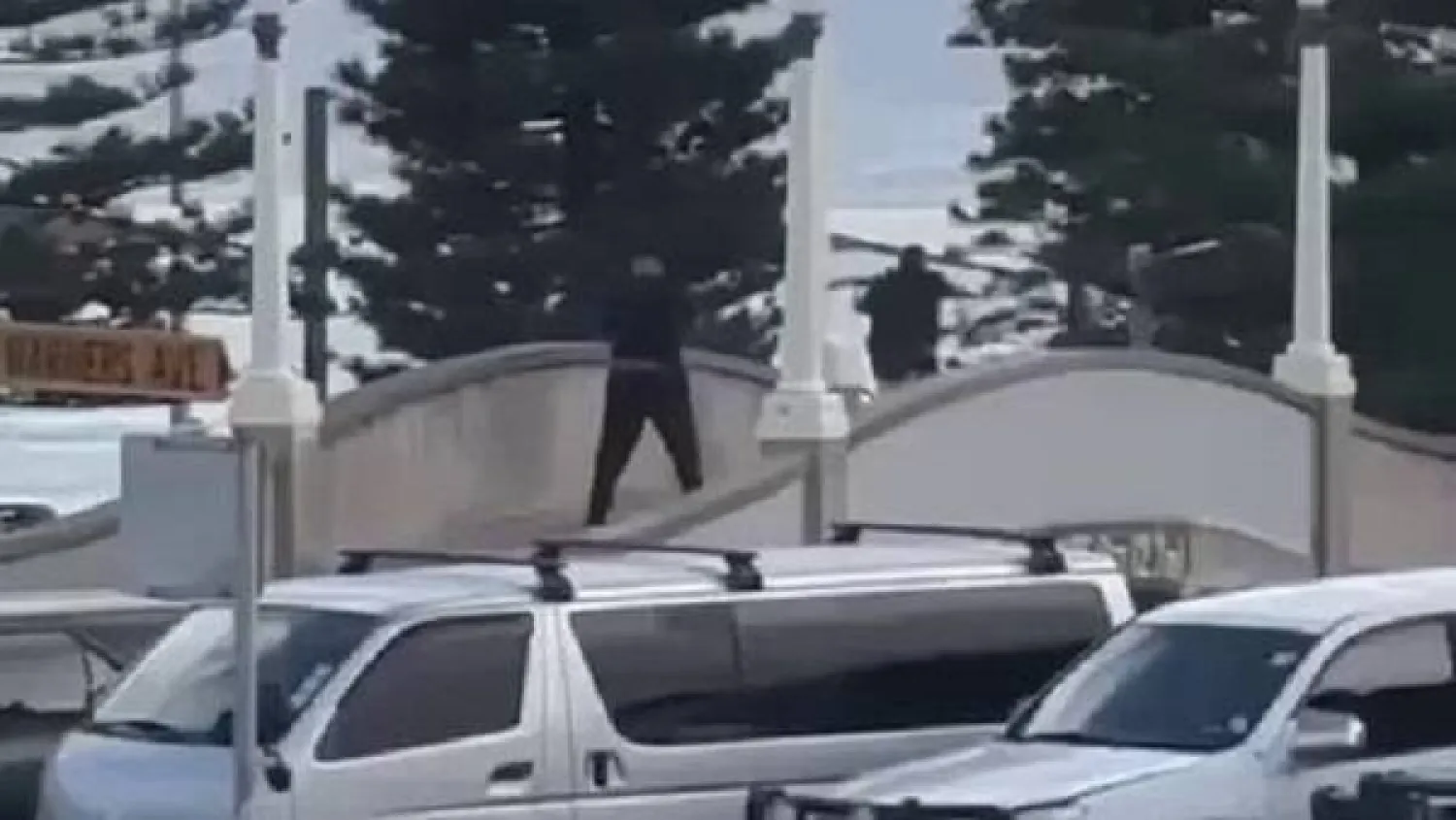 صورة تداولتها وسائل الإعلام لمنفذي الهجوم