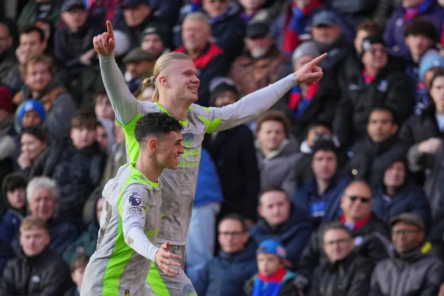 هالاند وفودين أبطال انتصار سيتي على كريستال بالاس (أ.ب)