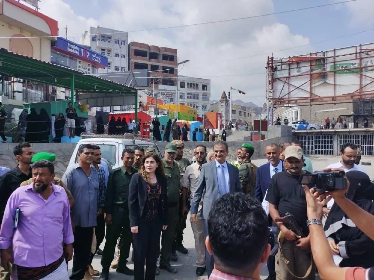 عدن تخوض أول تجربة لسوق تجارية تعمل فيها وتديرها النساء (إعلام محلي)