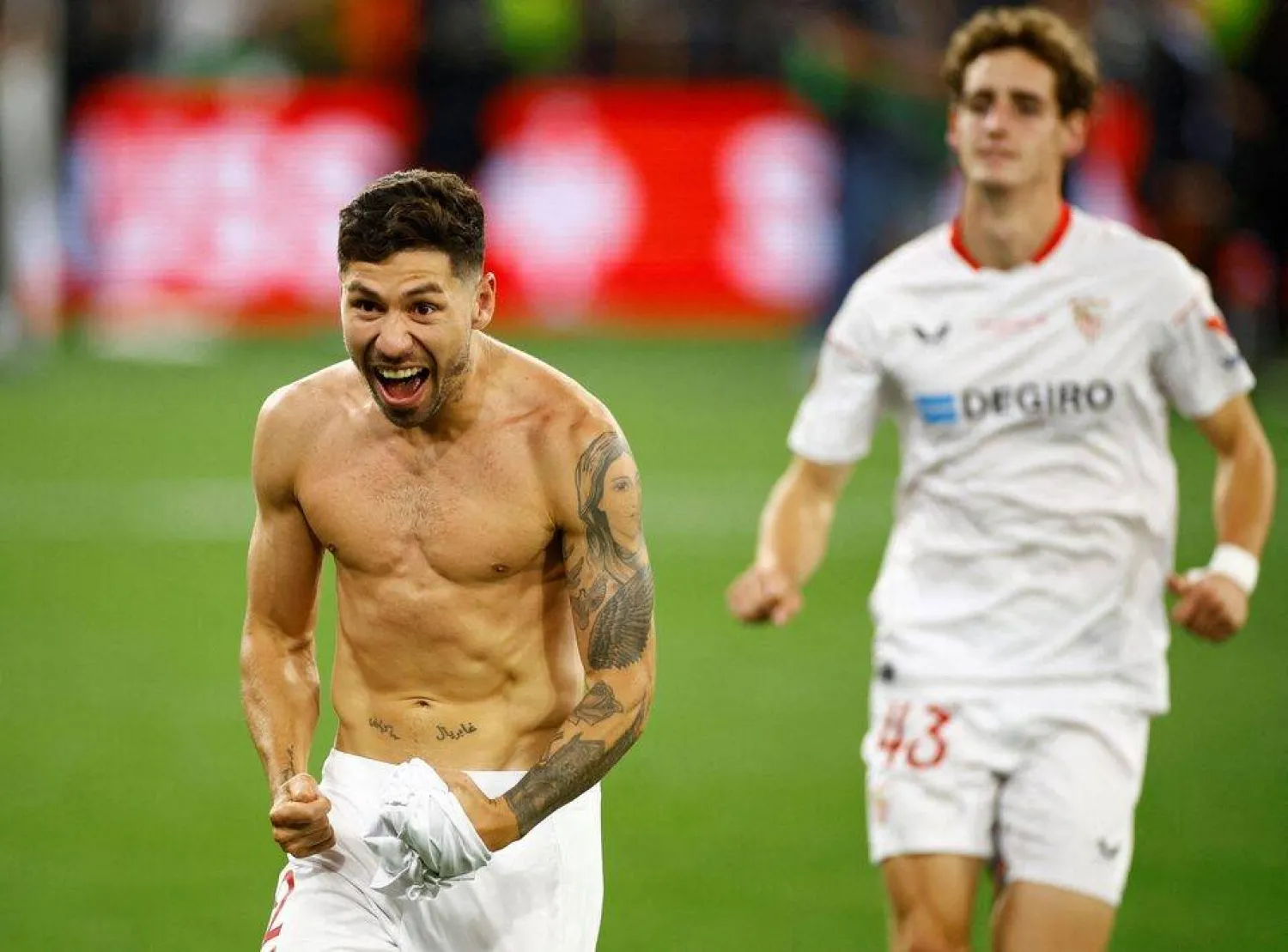 سانتياغو مونتيل فاز بجائزة بوشكاش لأفضل هدف (رويترز)