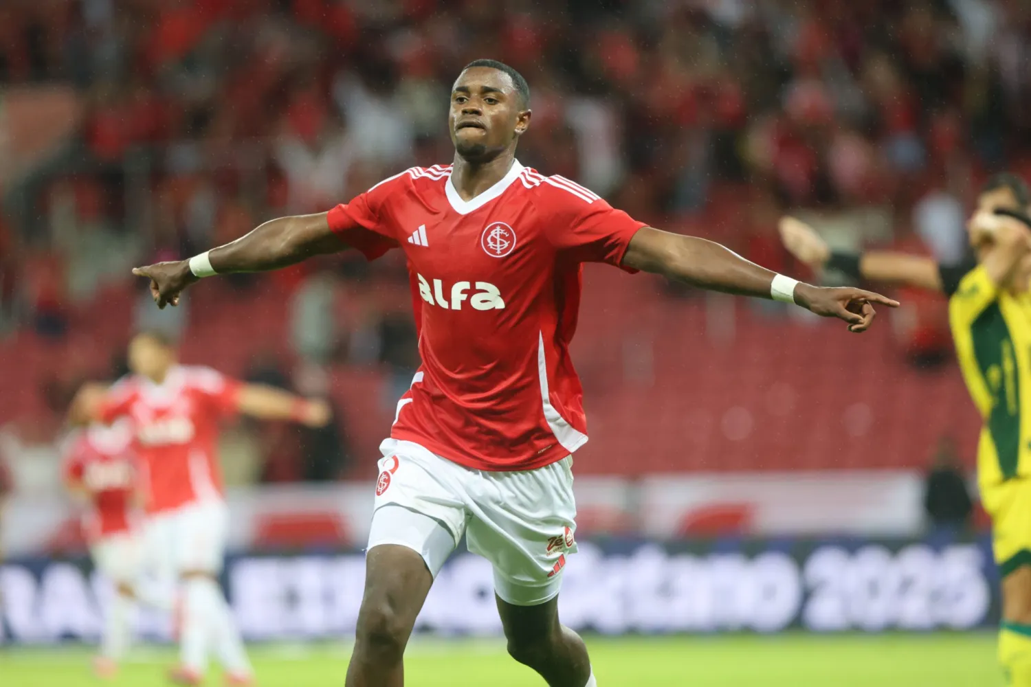 ريكاردو ماتياس (رويترز)