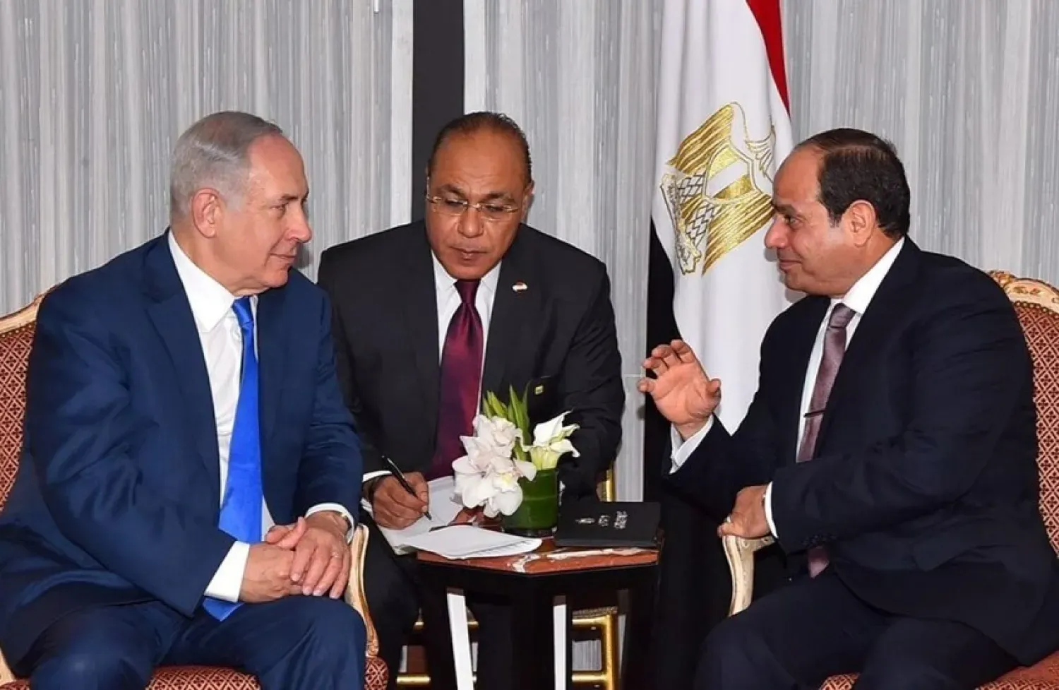 2017’de New York’ta BM Genel Kurulu toplantıları sırasında yapılan Sisi–Netanyahu görüşmesinden bir kare