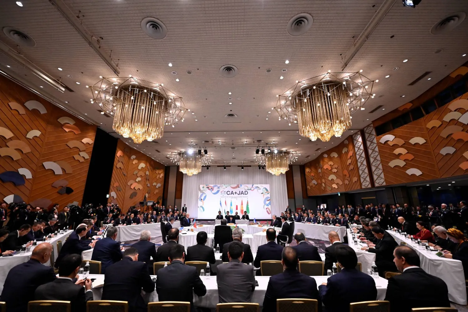 TOKYO, JAPAN - DECEMBER 20: Japan's Prime Minister Sanae Takaichi, Kazakhstan's President Kassym-Jomart Tokayev, Tajikistan's President Emomali Rahmon, Turkmenistan's President Serdar Berdimuhamedov,  Kyrgyzstan's President Sadyr Zhaparov, and Uzbekistan’s President Shavkat Mirziyoyev attend the leaders-level "Central Asia plus Japan" Dialogue (CA+JAD) summit, in Tokyo, Japan, on December 20, 2025.     David MAREUIL/Pool via REUTERS