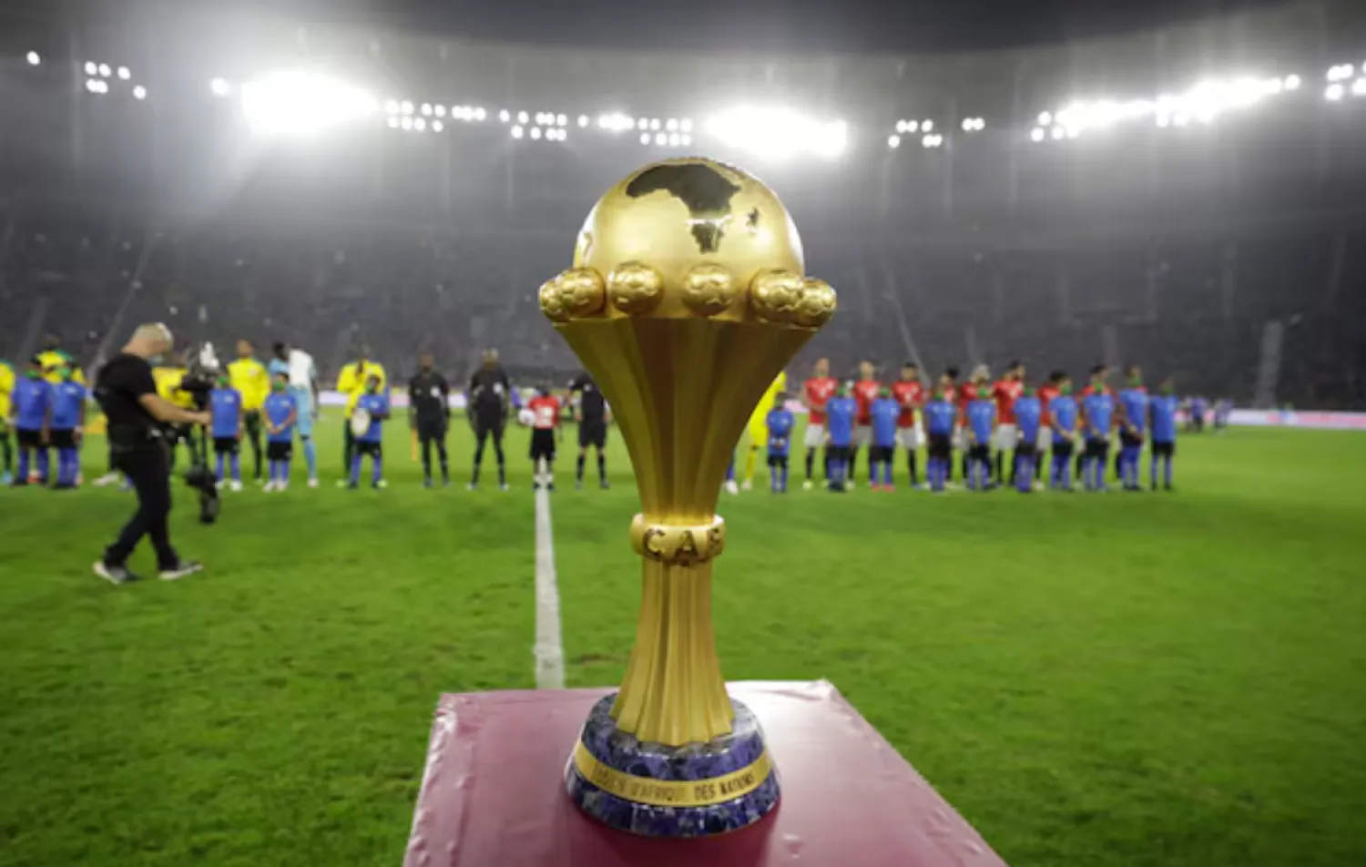 Soccer Football - Africa Cup of Nations - Final - Senegal v Egypt - Olembe Stadium, Yaounde, Cameroon - February 6, 2022 General view of the Africa Cup of Nations trophy on display before the match REUTERS/Mohamed Abd El Ghany 