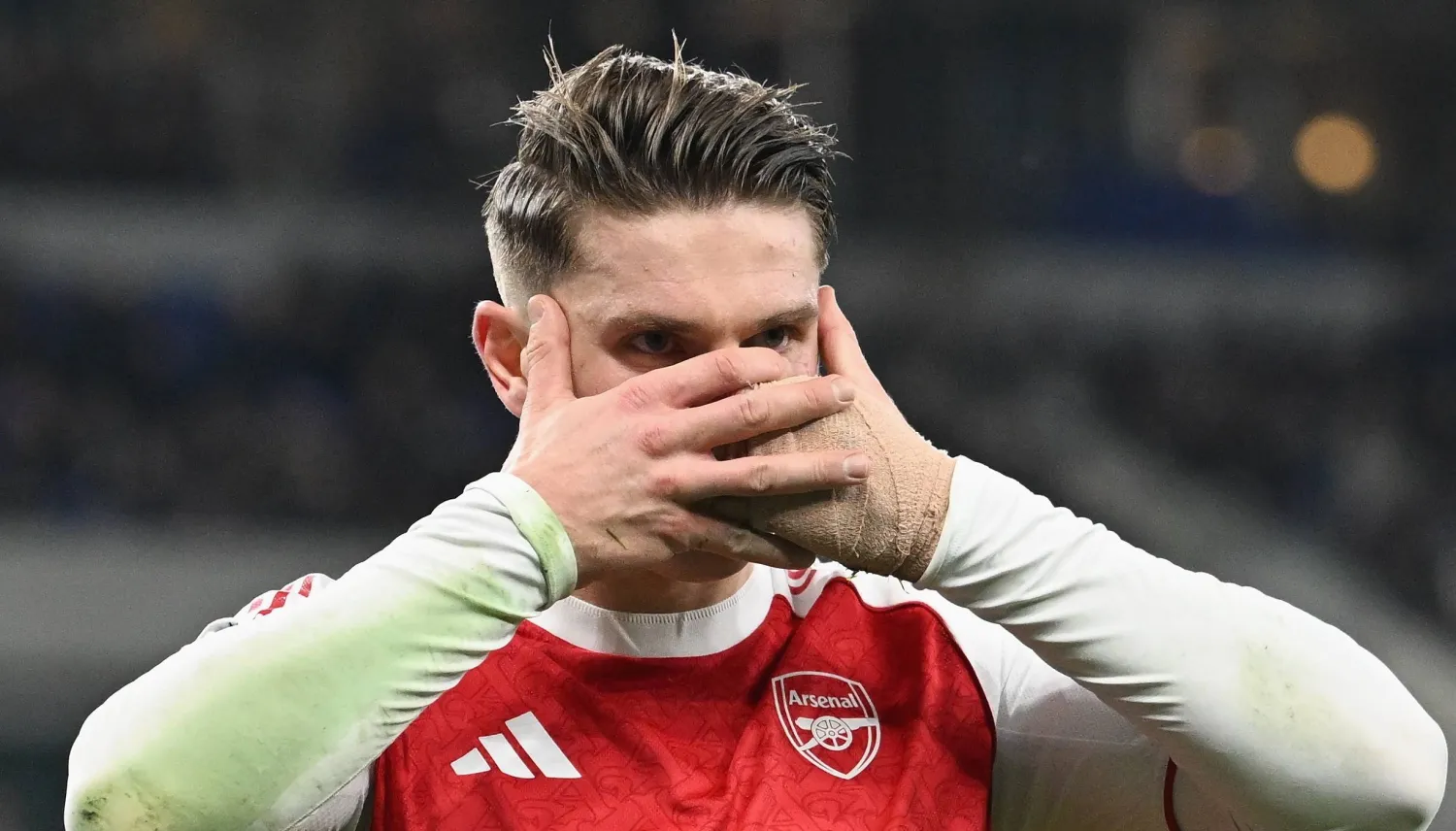 فيكتور يوكيريس سجل هدف الفوز لأرسنال (إ.ب.أ)