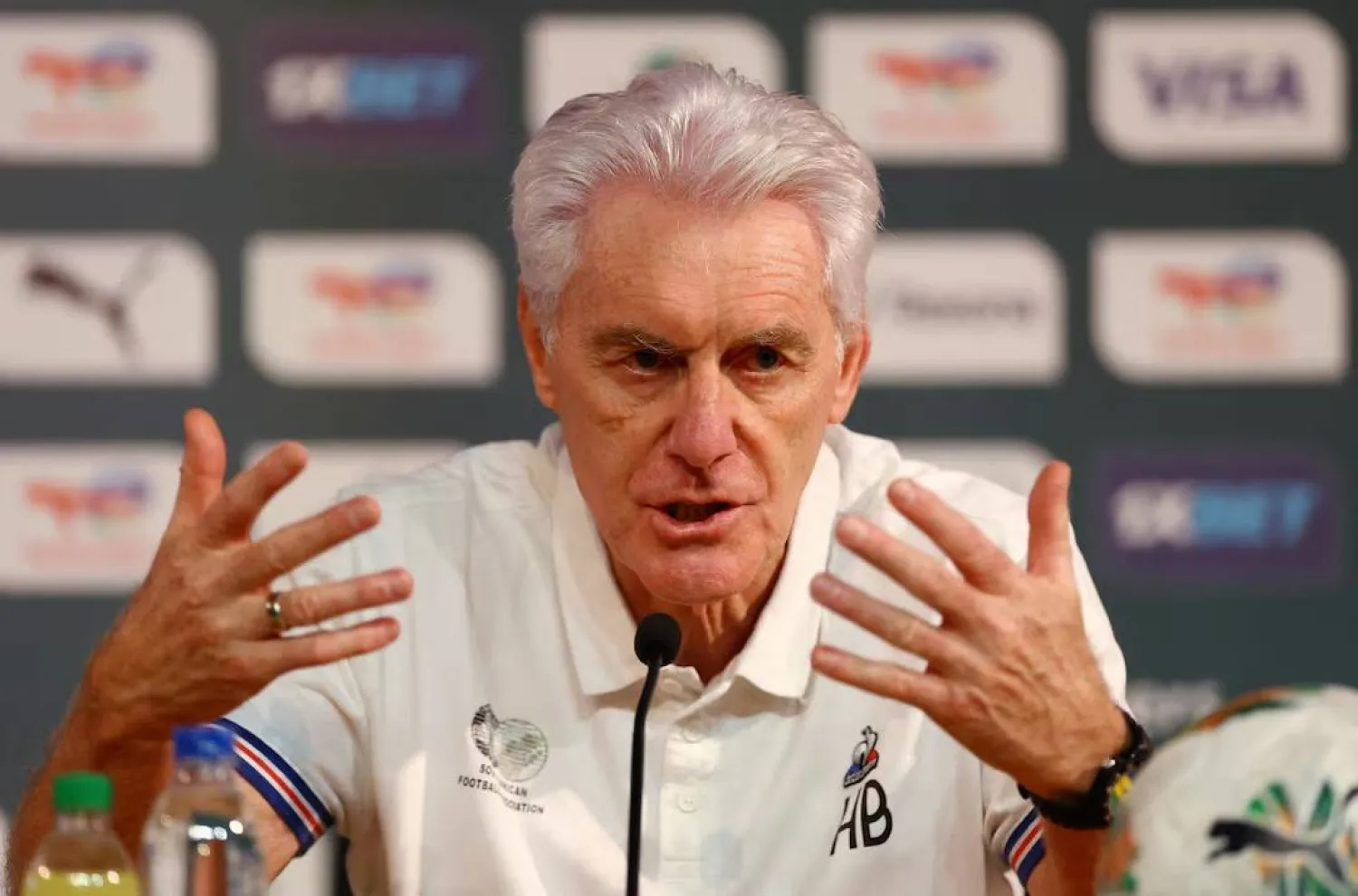 هوغو بروس (رويترز)