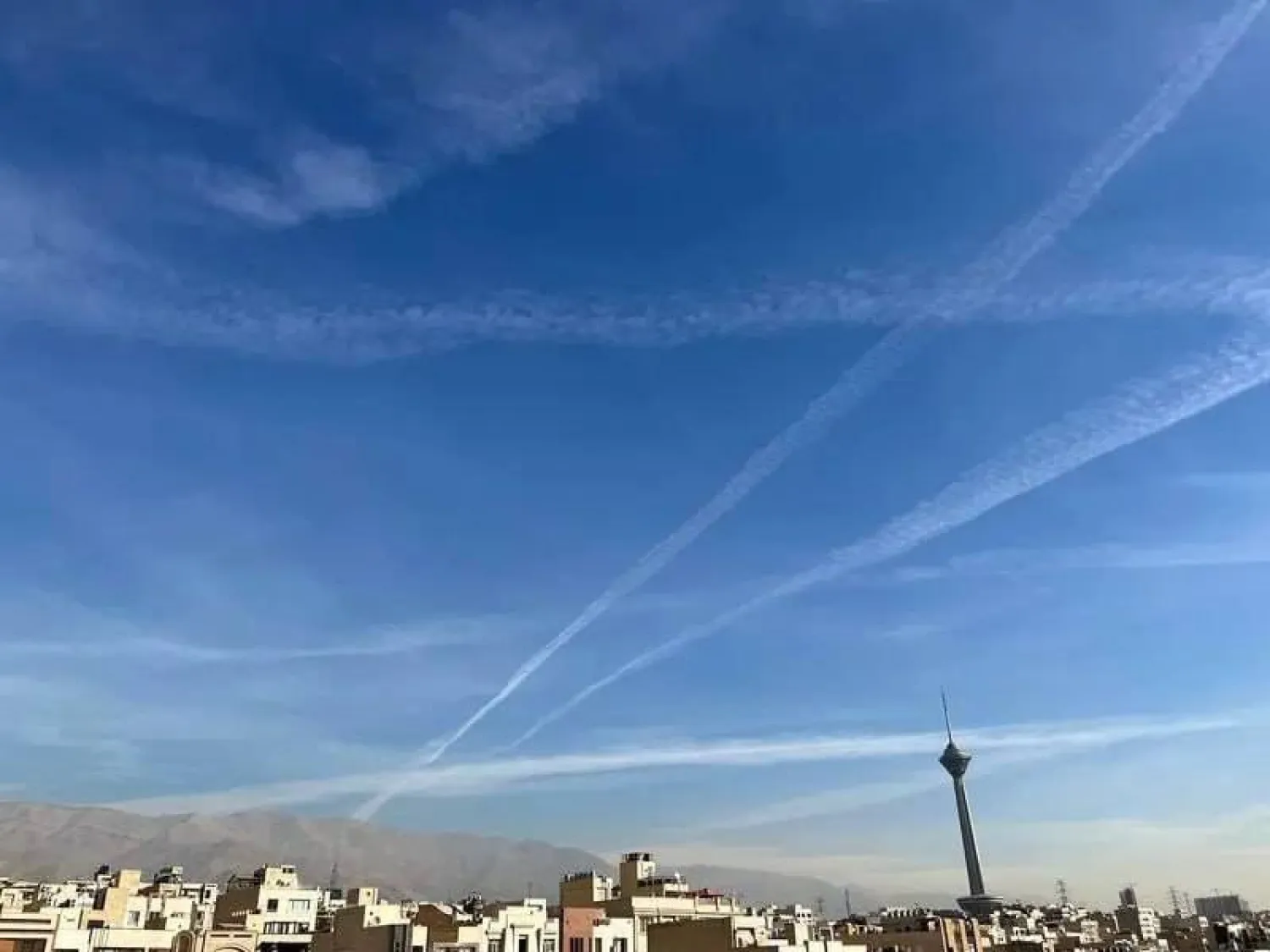 صورة نشرتها وكالة «ميزان» التابعة للسلطة القضائية من المناورات الصاروخية