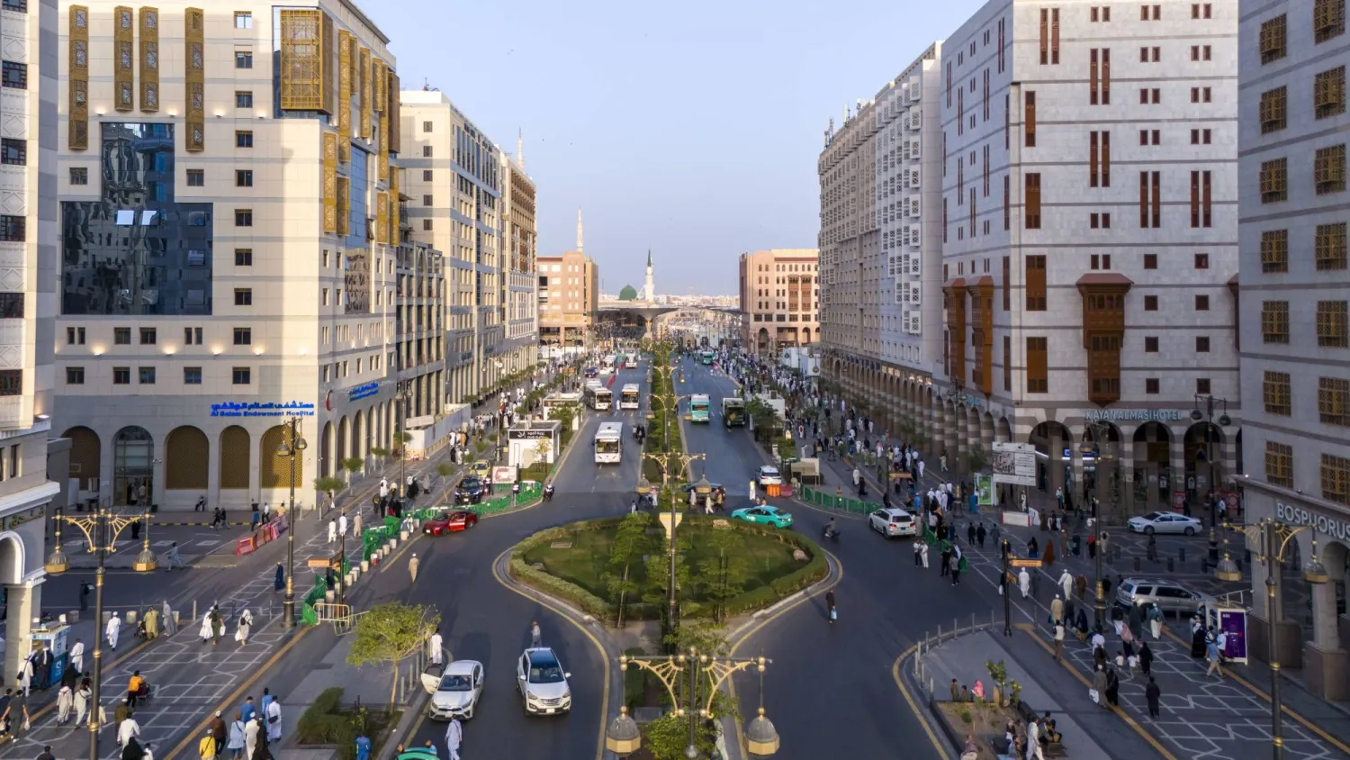 إحدى المناطق القريبة من المسجد النبوي بالمدينة المنورة (هيئة تطوير المدينة المنورة)