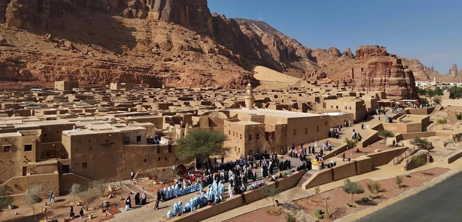 أهالي العُلا يحتفون بفعالية «الطنطورة» تقليداً ثقافياً ارتبط بتنظيم المواسم وبداية مربعانية الشتاء (واس)