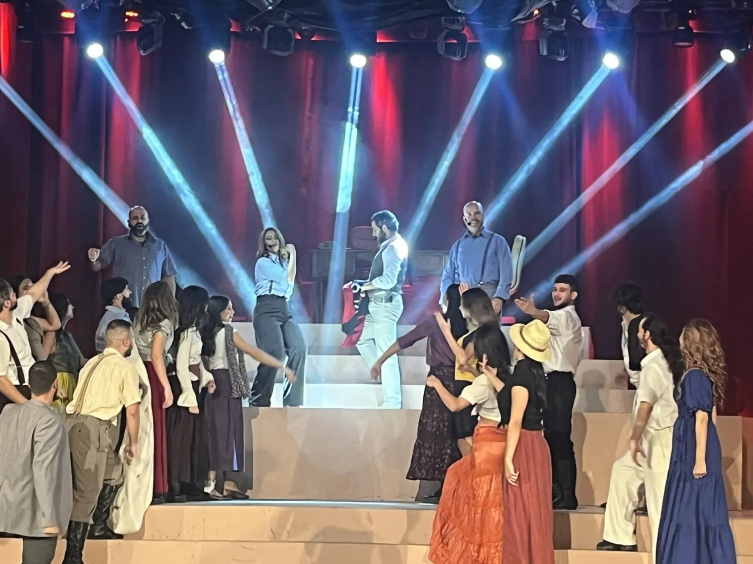 «أنا وغيفارا» تراهن على إكمال مسار المسرح الغنائي في لبنان (الشرق الأوسط)