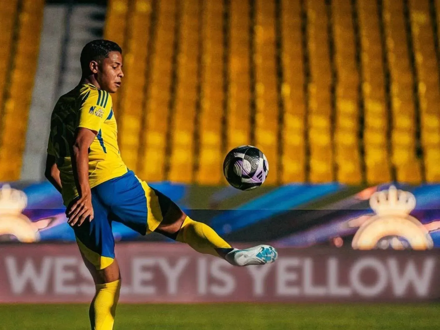 الجناح البرازيلي الشاب ويسلي (الشرق الأوسط)