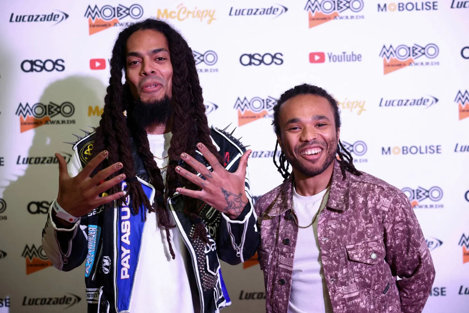 ثنائي الهيب هوب بوب فيلان في حفل توزيع جوائز موبو الخامس والعشرين بلندن (أرشيفية-رويترز)