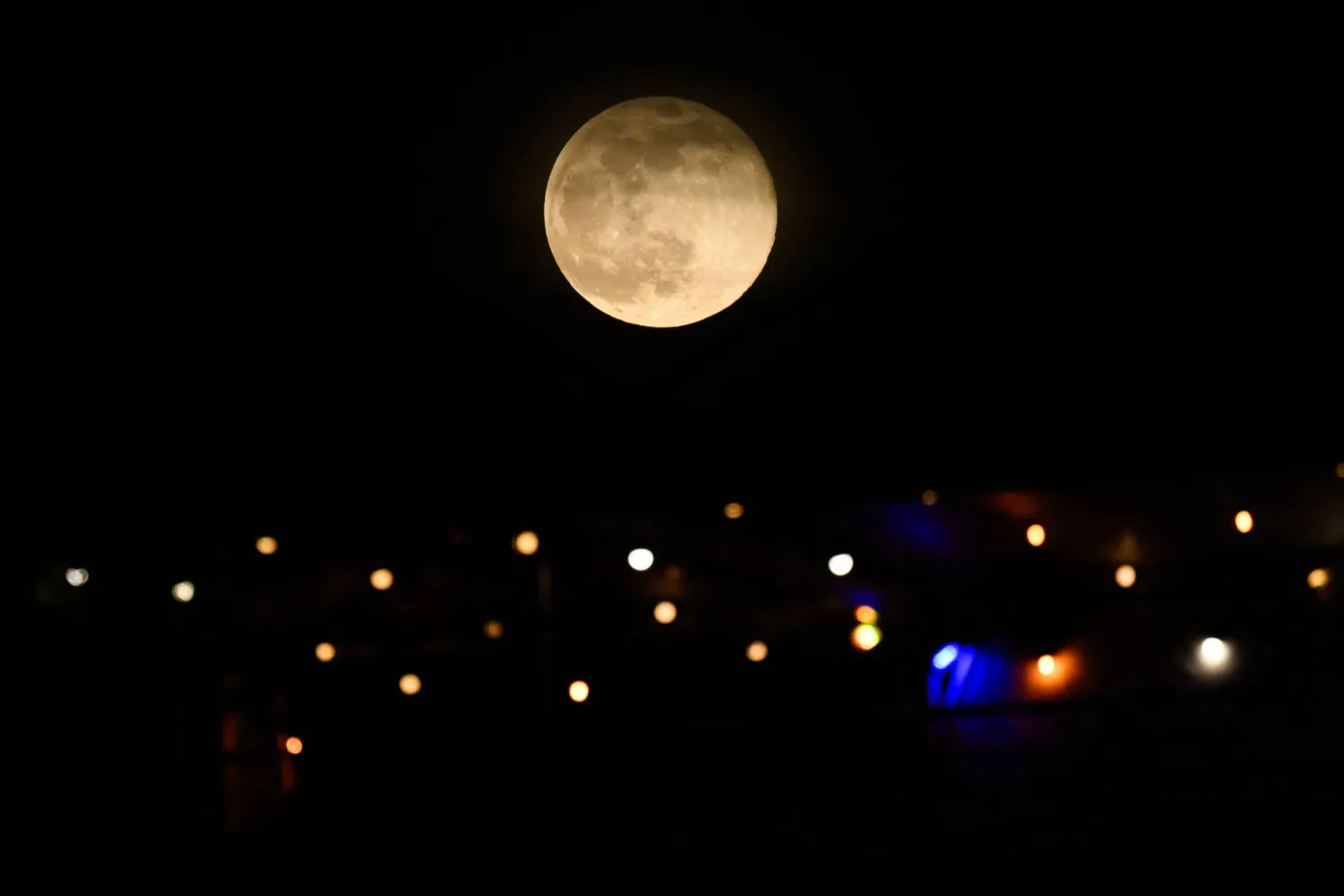 November's full moon, also known as Beaver Moon, rises over Fort-de-France in the French overseas island of Martinique, on November 5, 2025. (AFP)