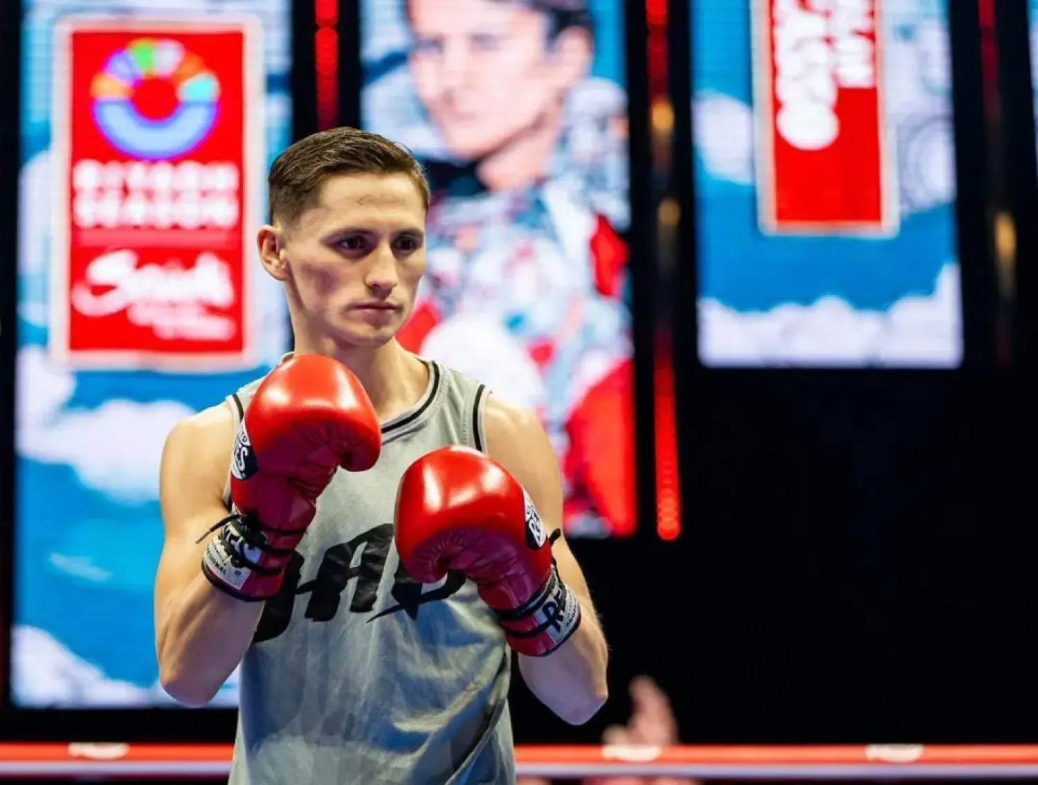 The open training sessions are part of the Fight Week program - SPA