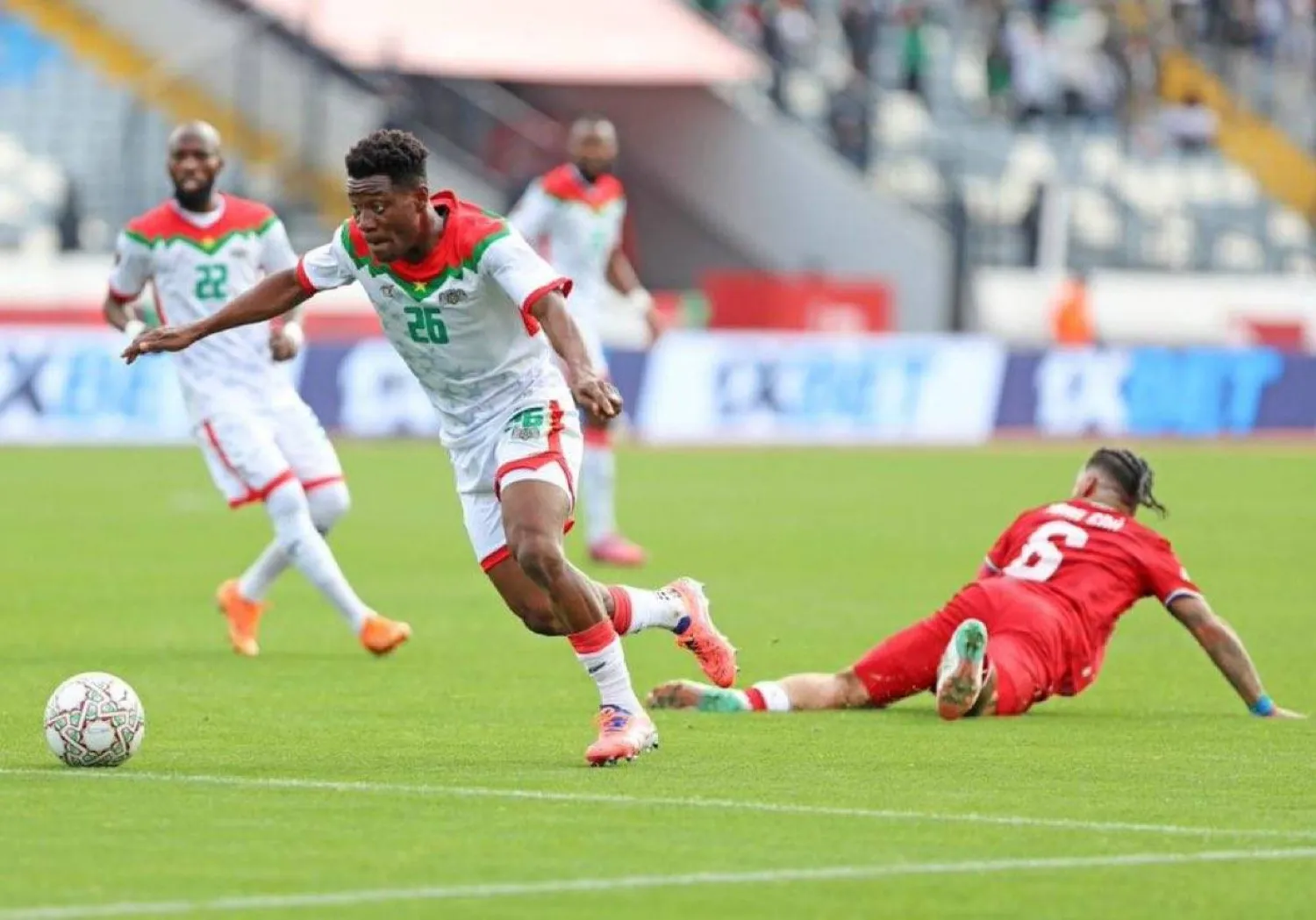 من المباراة التي جمعت بوركينا فاسو وغينيا الاستوائية (كأس أمم أفريقيا)