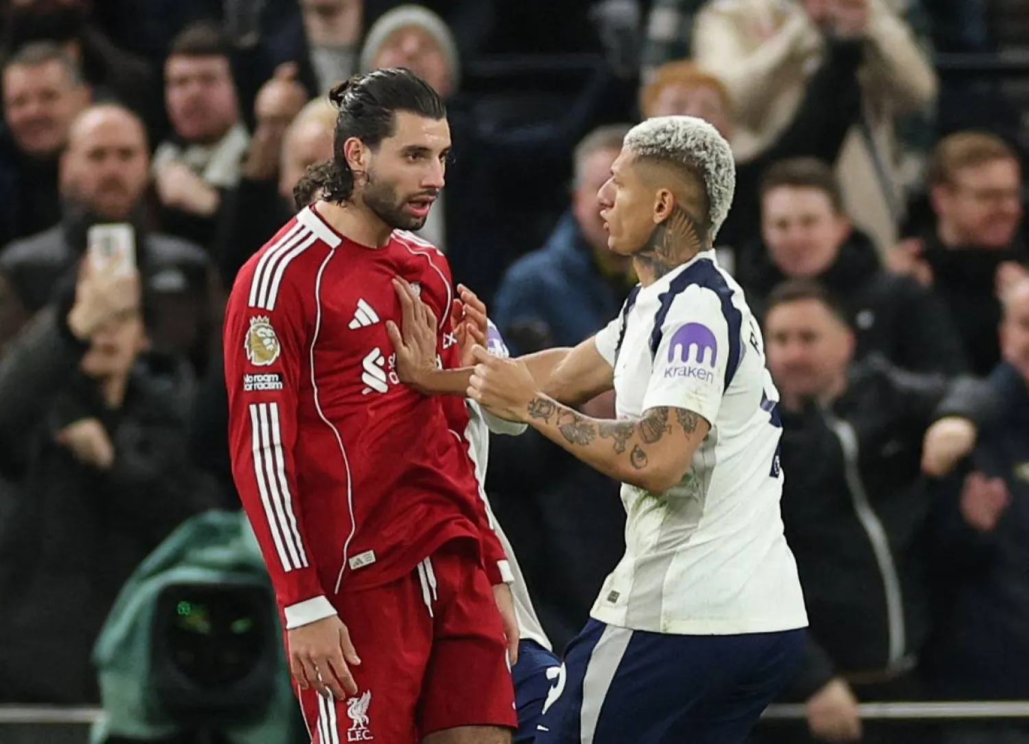 لاعب ليفربول دومينيك سوبوسلاي مهدد بالإيقاف (رويترز)