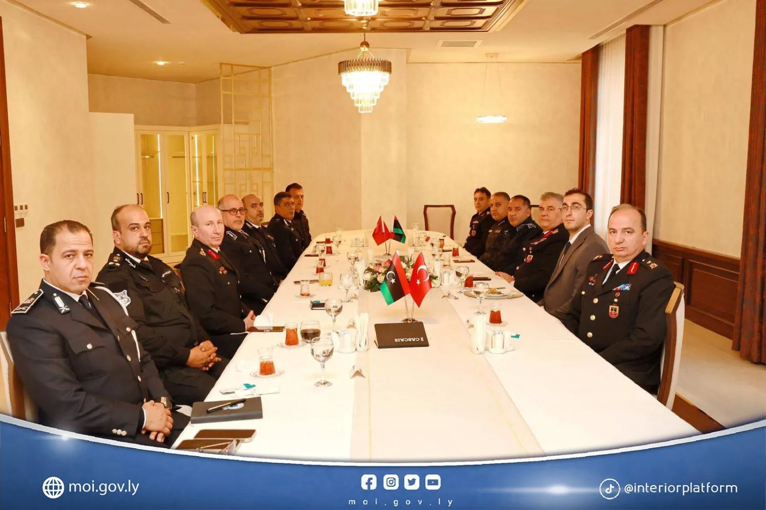 لجنة التحقيق في حادثة سقوط الطائرة التي كانت تقل الحداد ورفاقه (وزارة الداخلية بطرابلس)