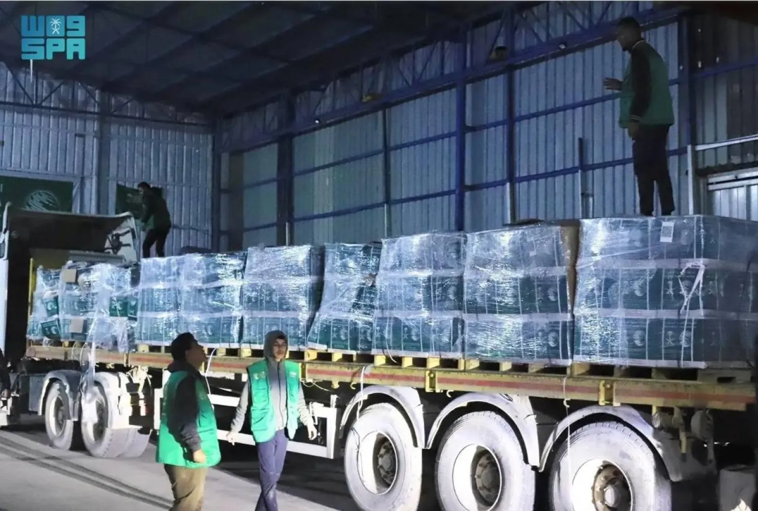 The aid was received by the Saudi Center for Culture and Heritage in preparation for distribution to the most vulnerable families. SPA

