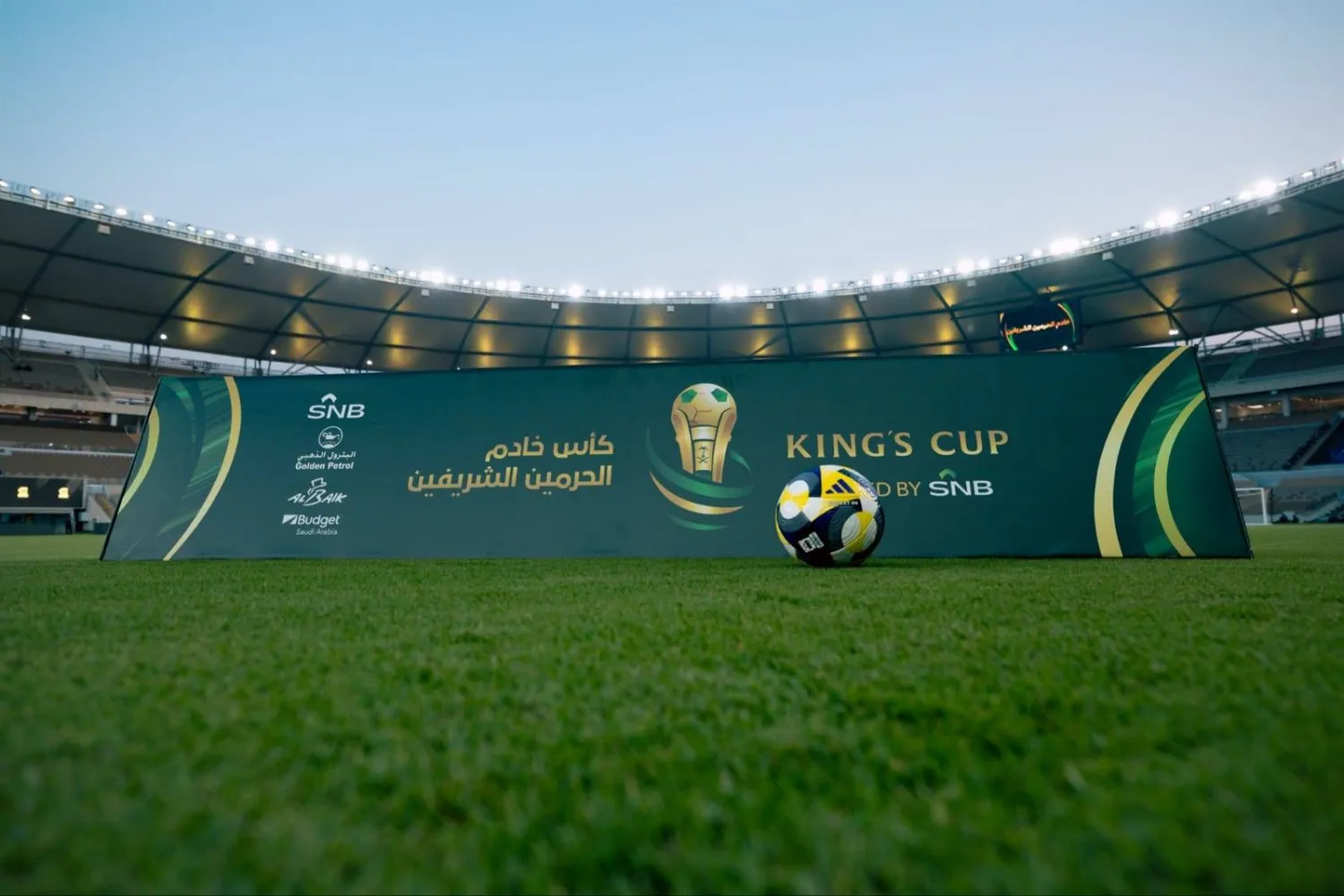 تساؤلات حول توقيت المباريات وضغط الروزنامة في الموسم الكروي الحالي (الشرق الأوسط)