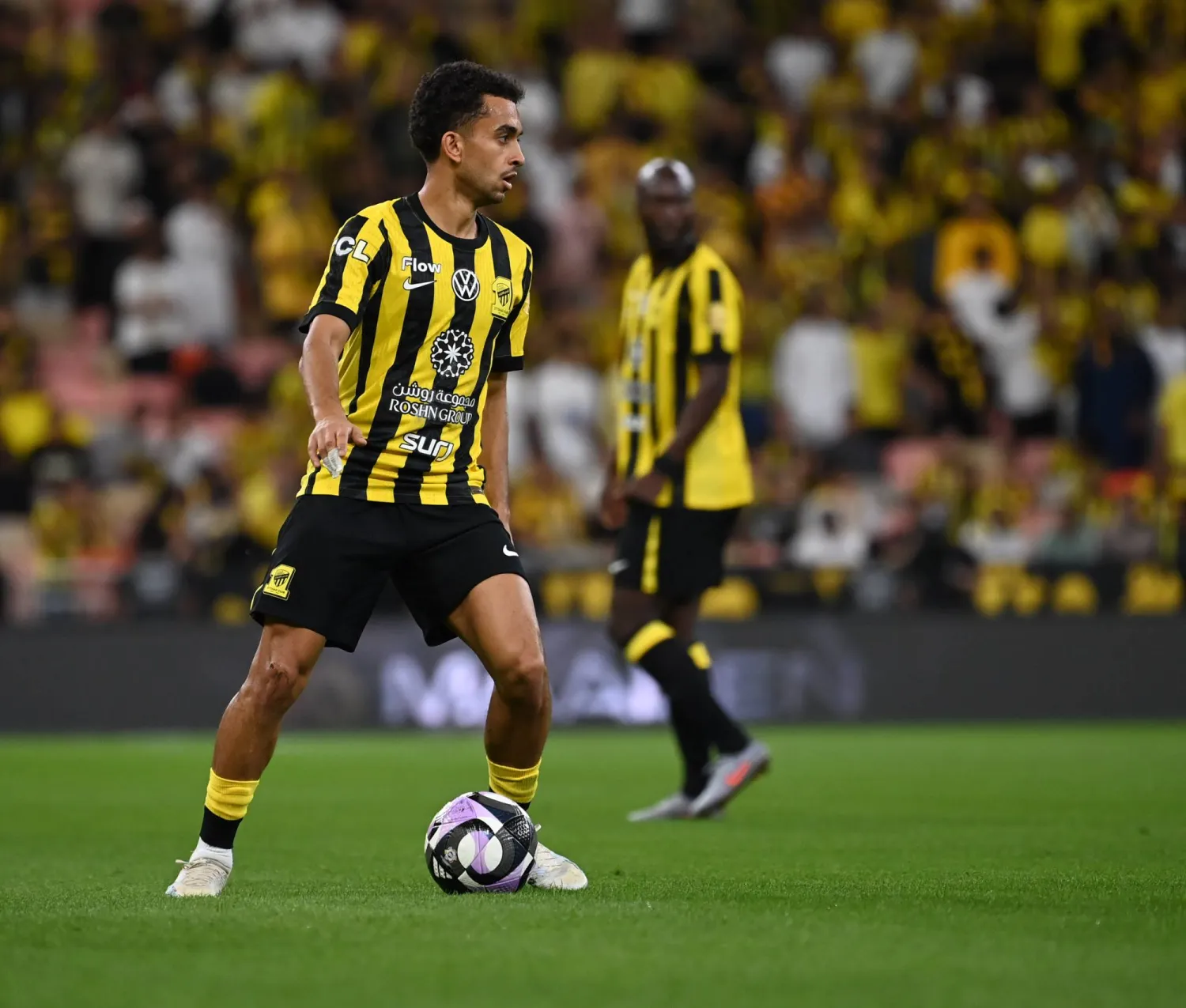 أحمد الغامدي خلال مباراة فريقه أمام الشباب (تصوير: علي خمج)