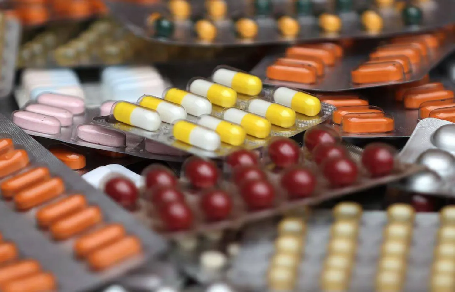 مكملات غذائية قد تسهم في ارتفاع ضغط الدم (أرشيفية - رويترز)