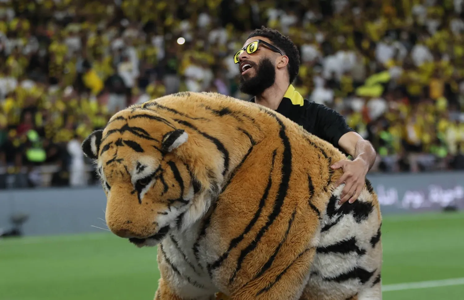 قرار انضباطي غيب العبود عن مباراة الاتحاد الأخيرة (تصوير: عدنان مهدلي)