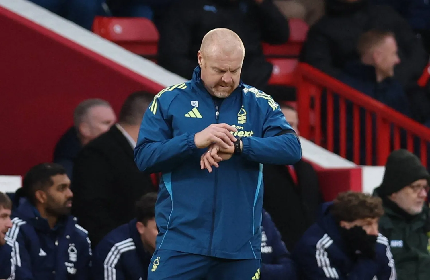 شون ⁠دايك ذكر ‌أن هدف فوز ‍سيتي الذي أحرزه ‍ريان شرقي في الدقيقة ‍83 كان يجب إلغاؤه بسبب خطأ لصالح مورغان غيبس (رويترز)