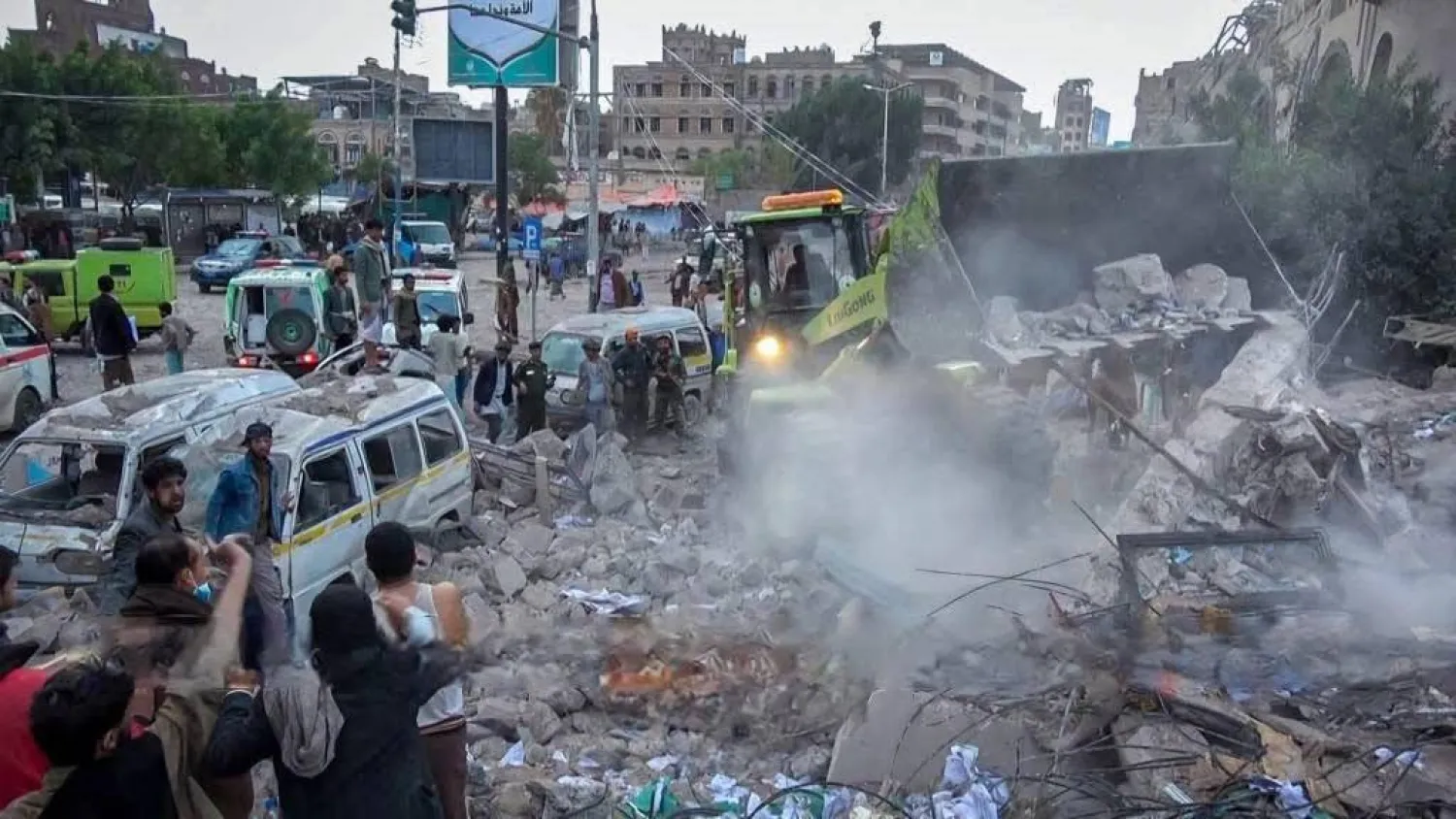 الغارات استهدفت مواقع اختباء ومراكز سرية للقيادة الحوثية (إعلام محلي)