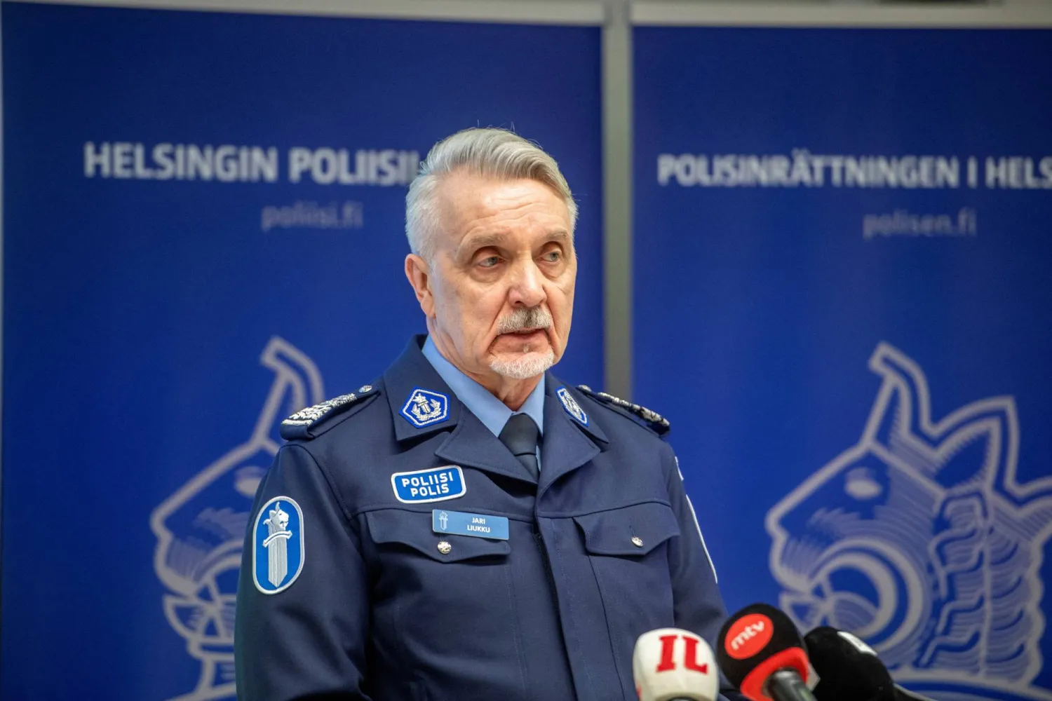 الشرطة الفنلندية تقول إنها احتجزت سفينة يُشتبه في أنها تسبّبت بأضرار في كابل اتصالات (رويترز)