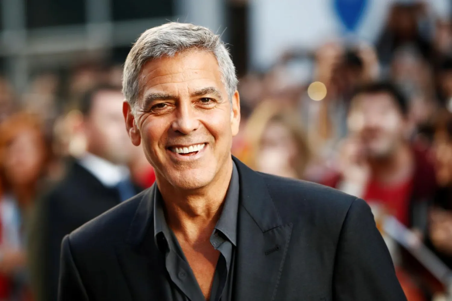 64 yaşındaki George Clooney, dünya prömiyerini bu yıl Venedik Film Festivali'nde yapan son filmi Jay Kelly'de, hem geçmişiyle hem de bugünüyle yüzleşerek kendini keşfettiği bir yolculuğa çıkan ünlü bir aktörü canlandırıyor (Reuters)