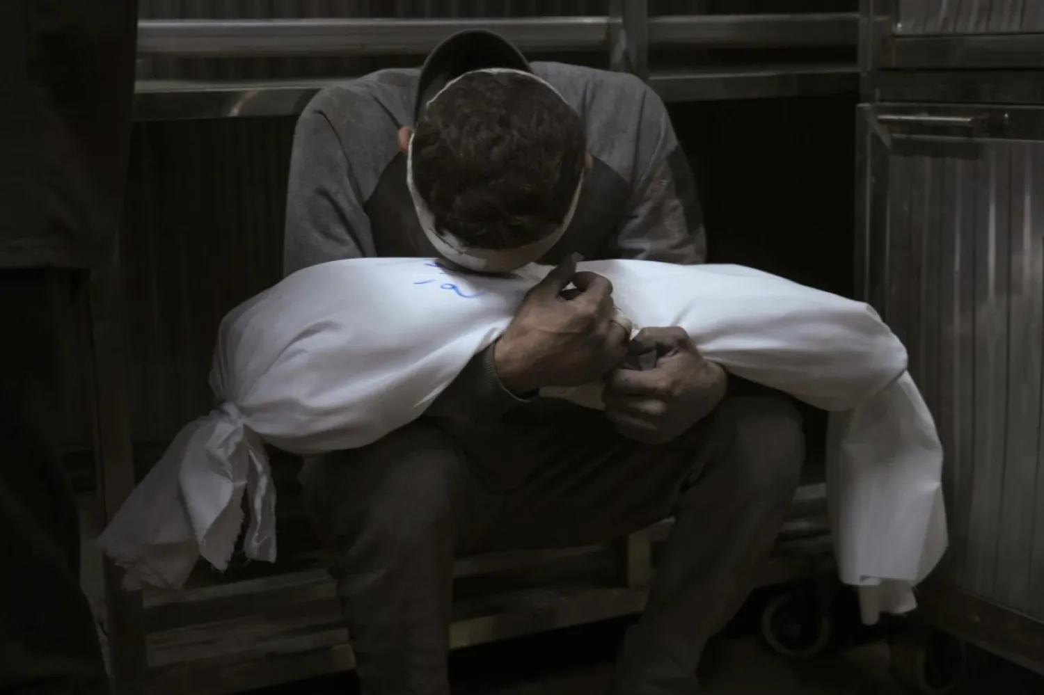 İsrail ordusunun bu yıl da sürdürdüğü saldırılar nedeniyle savaşın başından beri öldürülen Filistinlilerin sayısı 70 bini geçti (Fotoğraflar: AP)